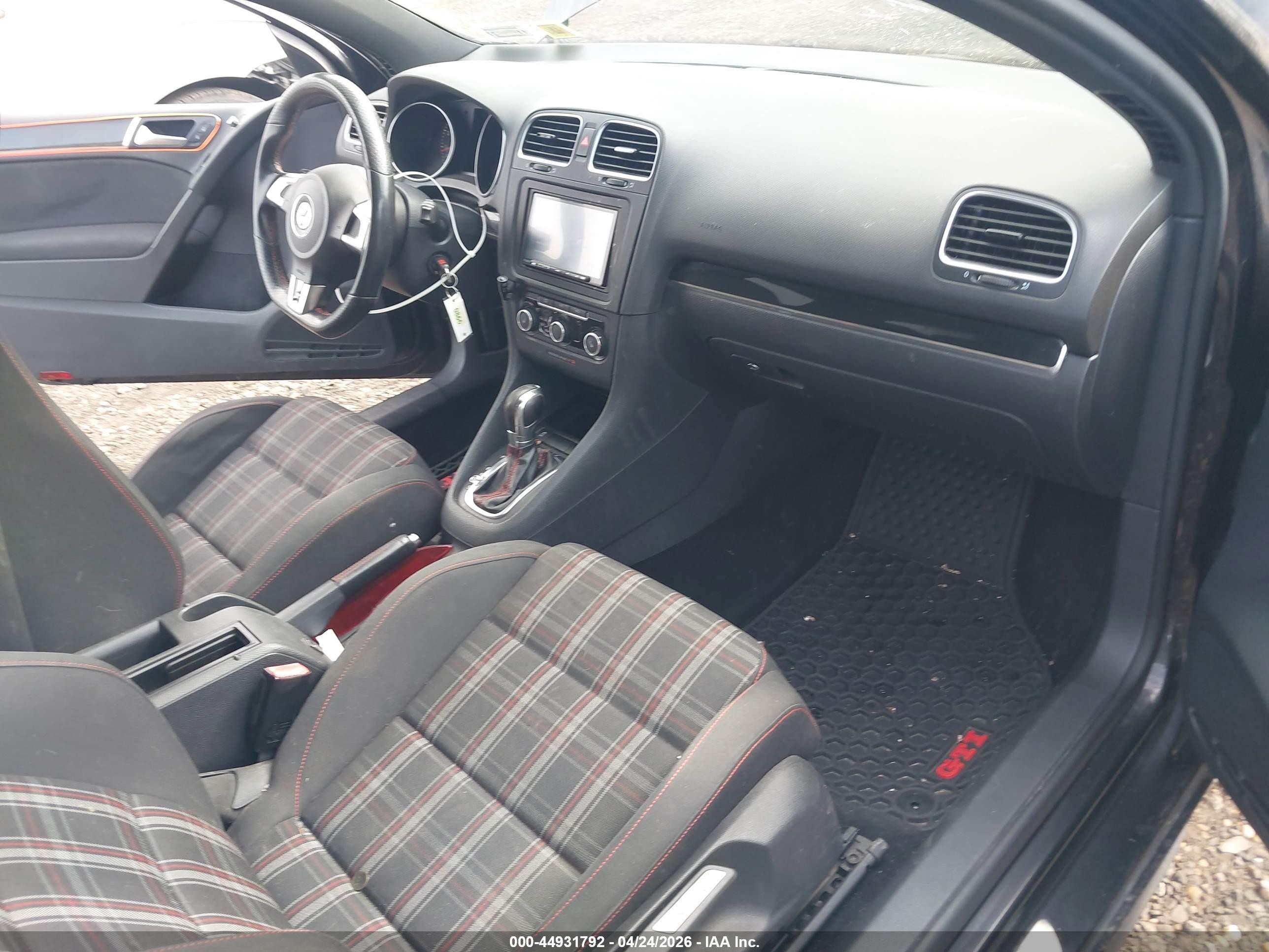 2013 Volkswagen Gti 2-door Black vin: WVWFD7AJ7DW116524