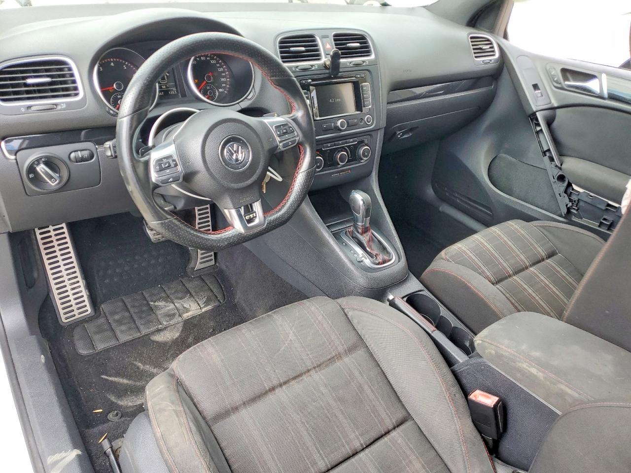 2012 Volkswagen Gti White vin: WVWFD7AJ9CW332583