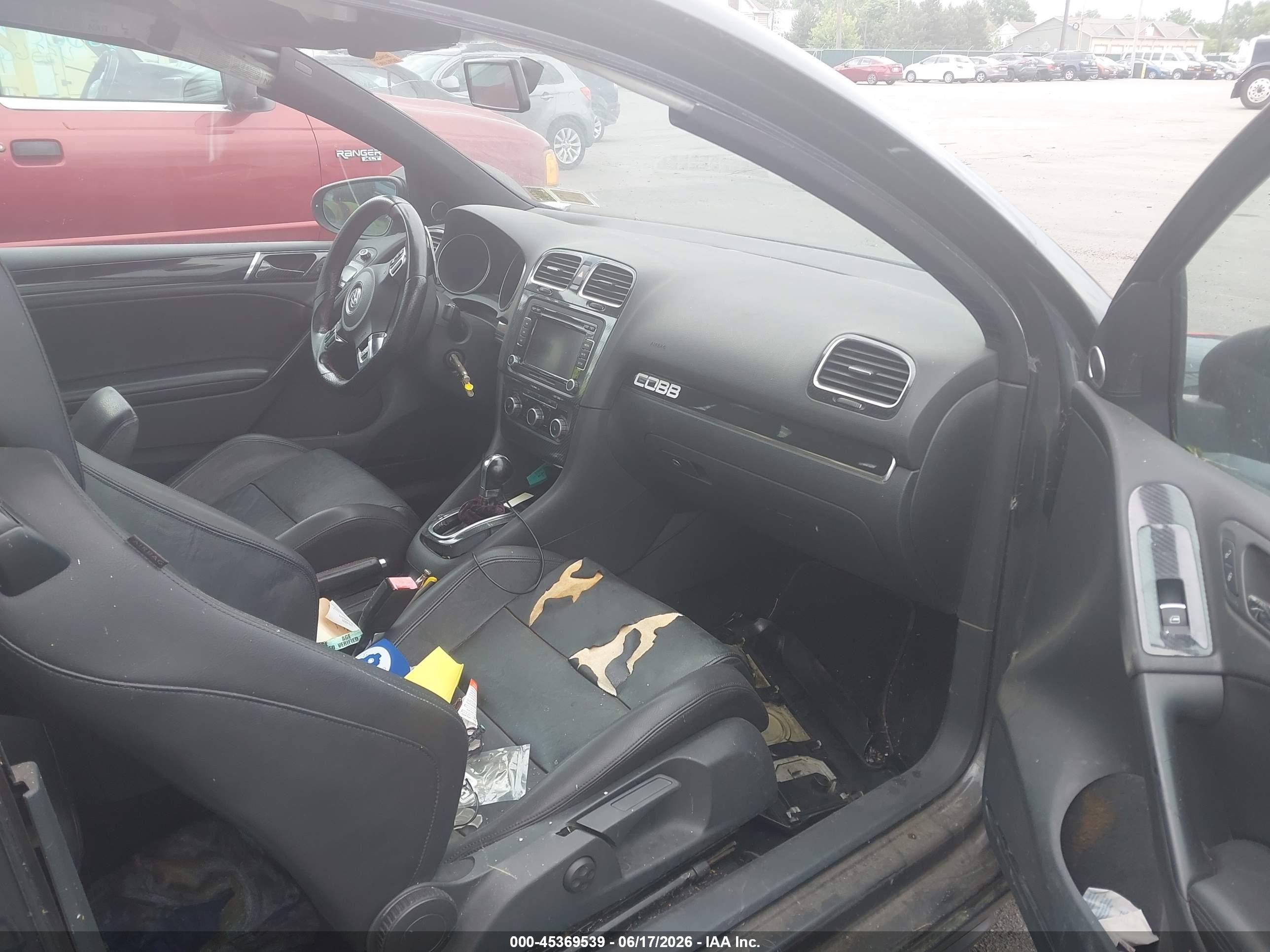 2010 Volkswagen Gti 2-door Gray vin: WVWFD7AJXAW236443