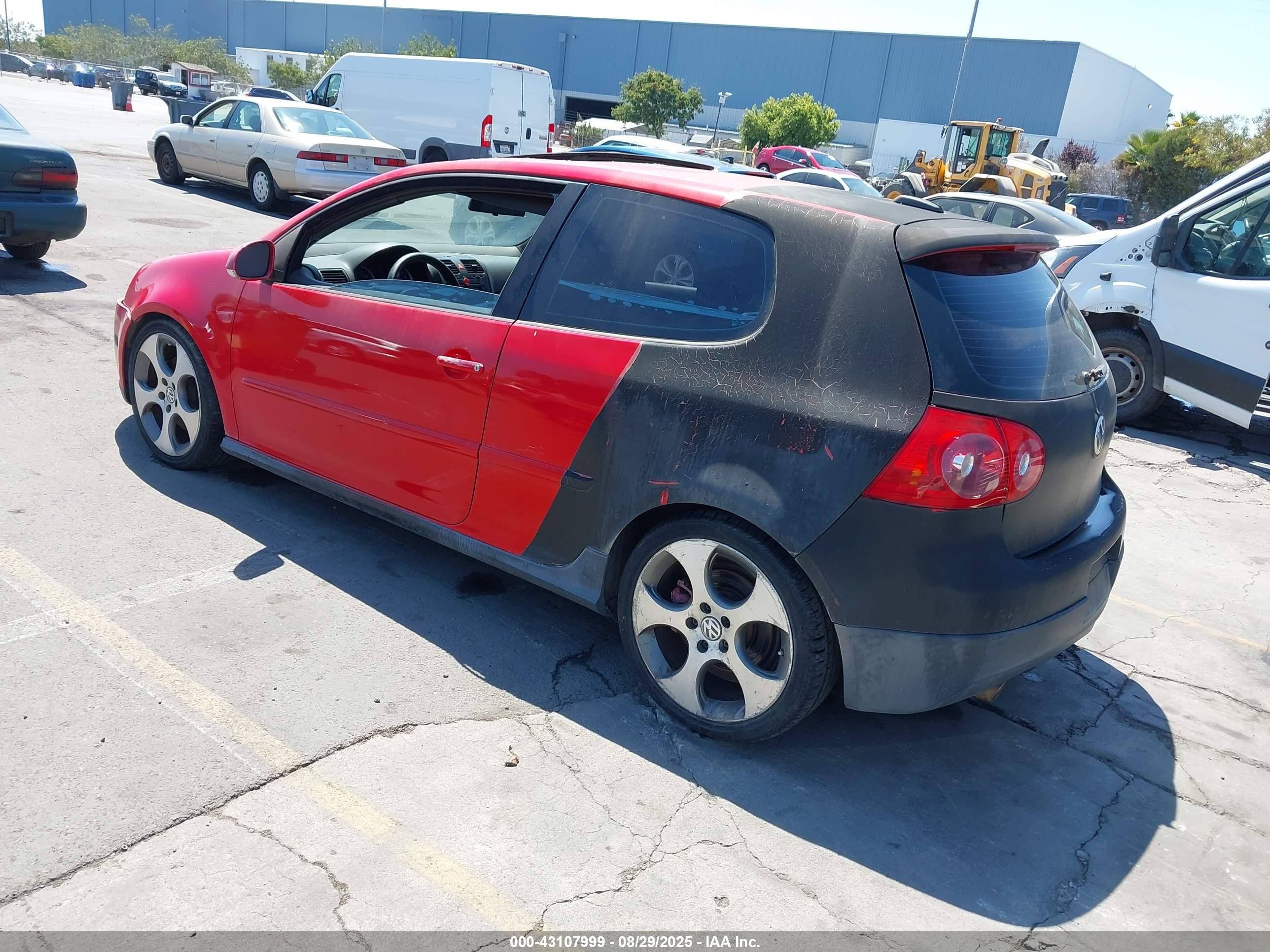 2006 Volkswagen Gti 2-door Красный vin: WVWFV71K26W075700