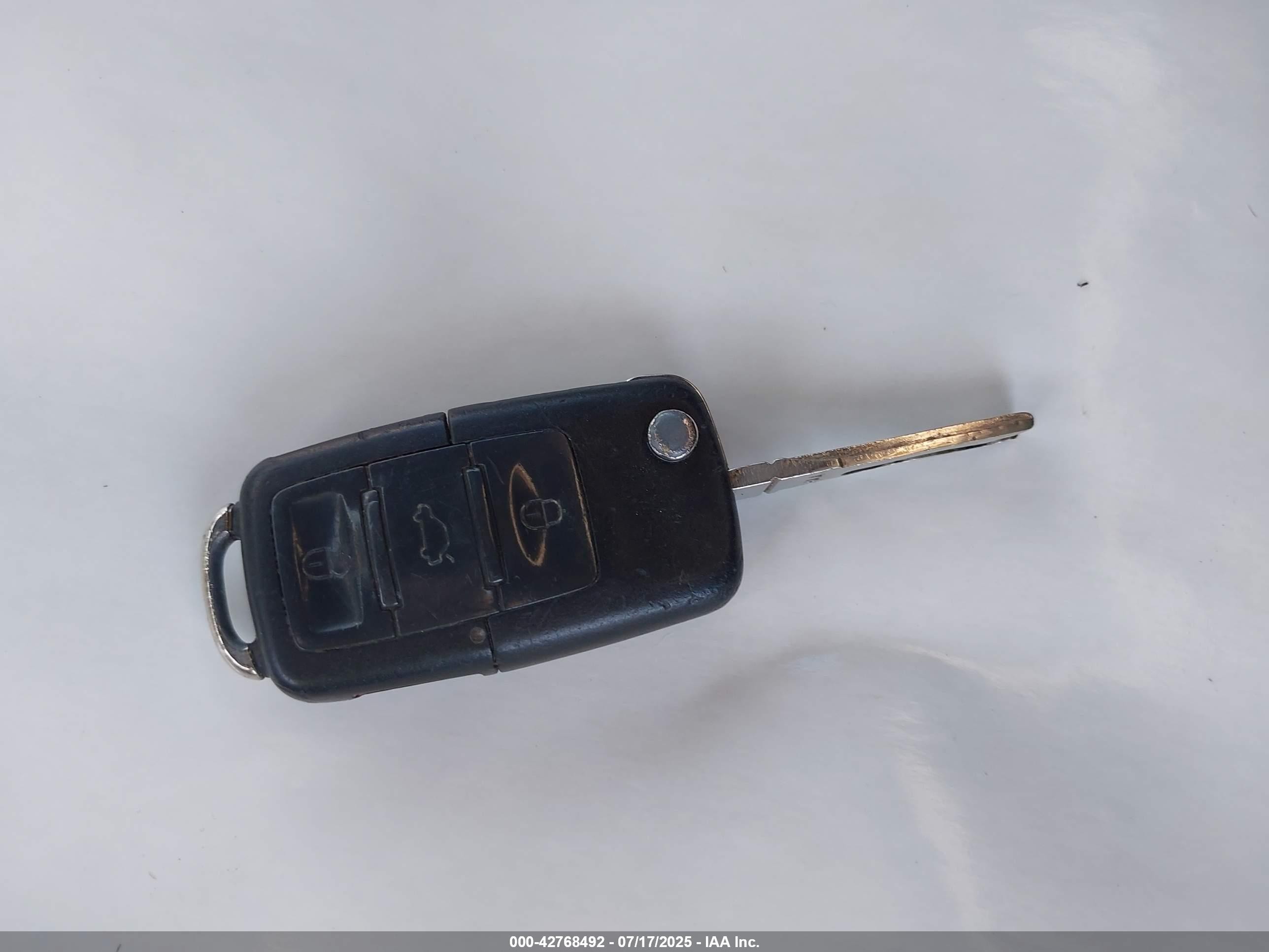 2006 Volkswagen Gti 2-door Серебряный vin: WVWFV71K26W114611