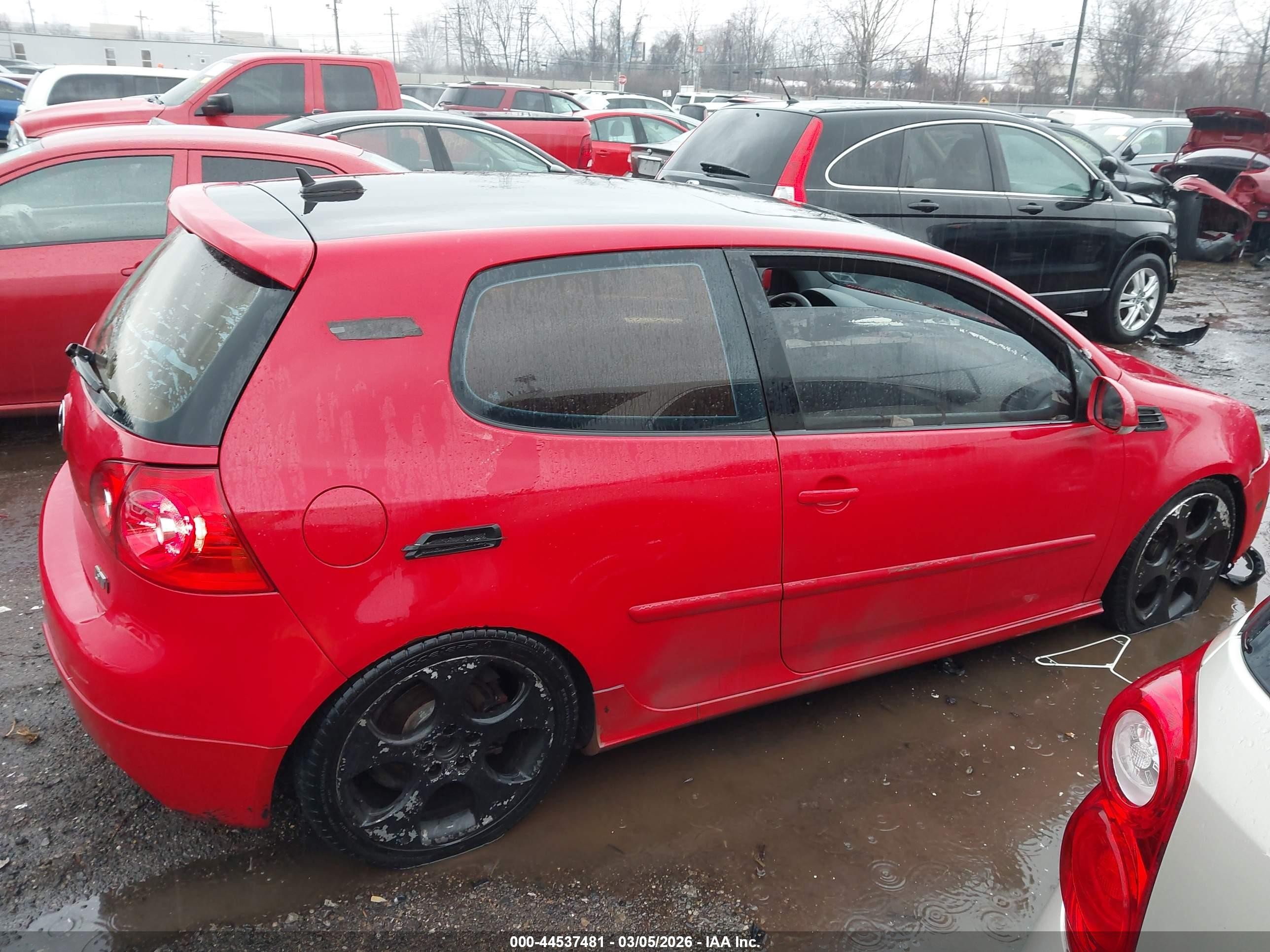 2006 Volkswagen Gti 2-door Красный vin: WVWFV71K66W087929