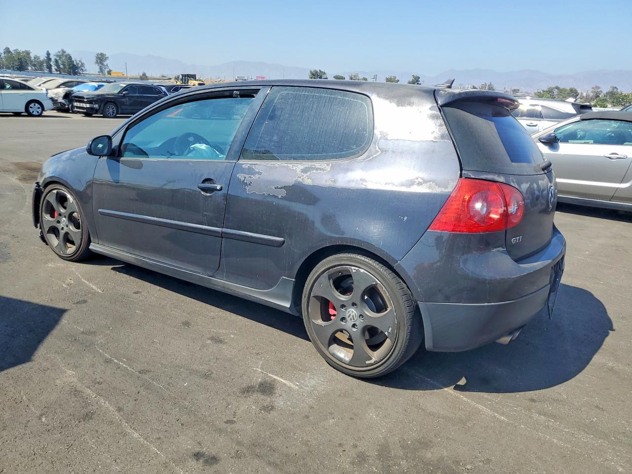2007 Volkswagen New Gti Fahrenheit Black vin: WVWFV71K87W032223