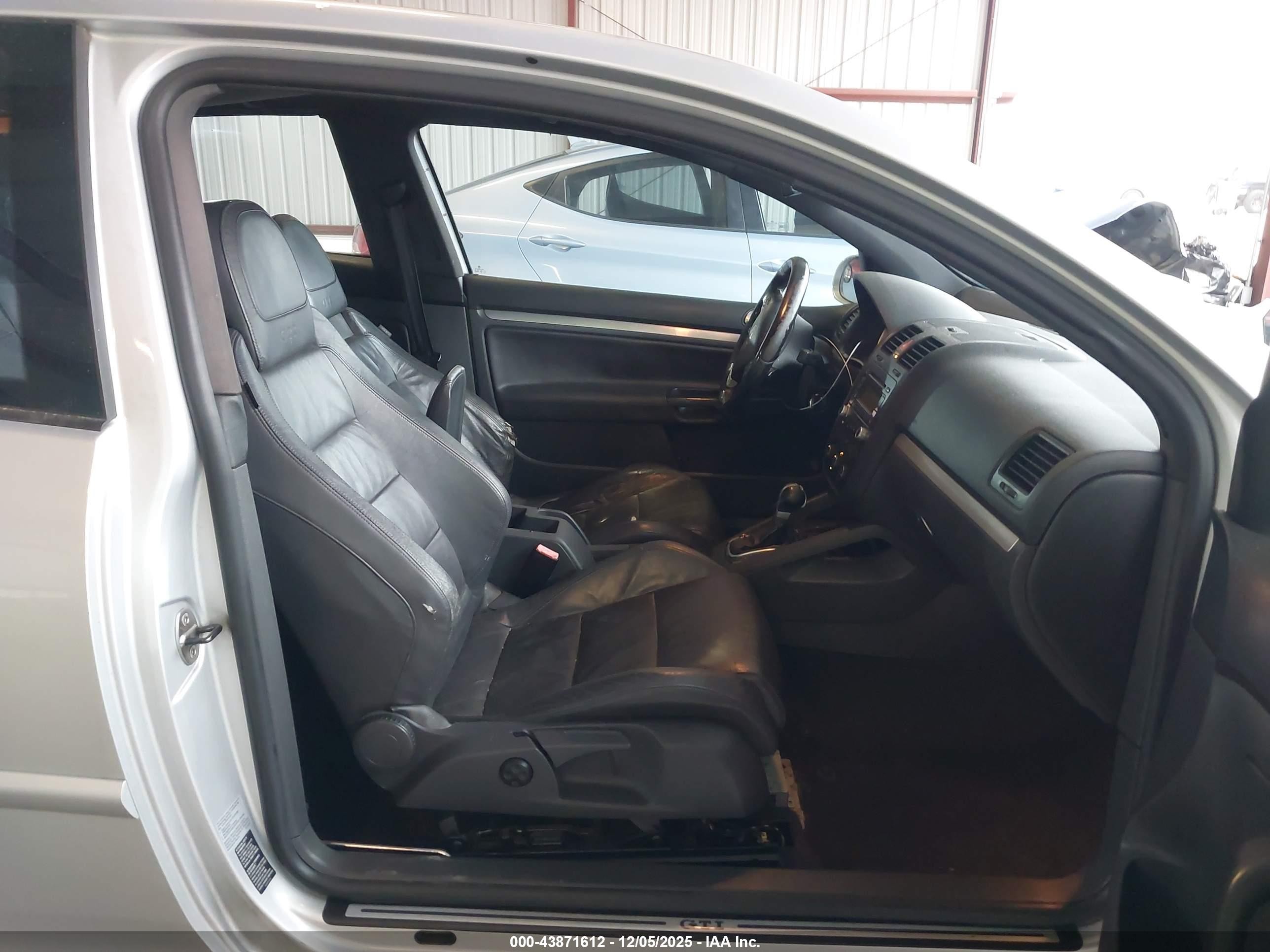 2006 Volkswagen Gti 2-door Silver vin: WVWFV71K96W110958