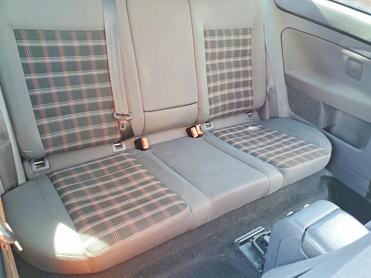 2009 Volkswagen Gti Белый vin: WVWFV71KX9W060088