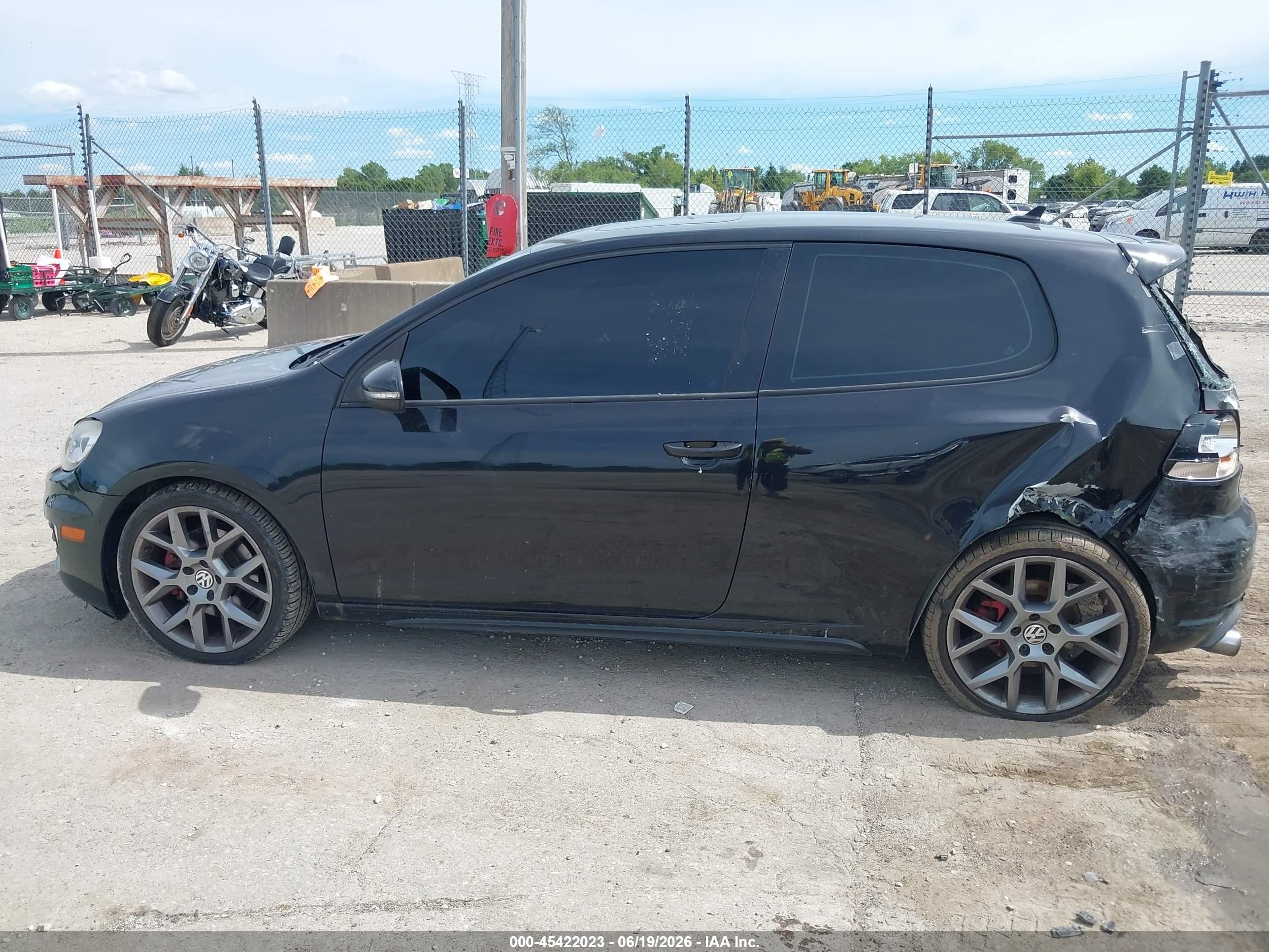 2010 Volkswagen Gti 2-door Black vin: WVWFV7AJ1AW398524