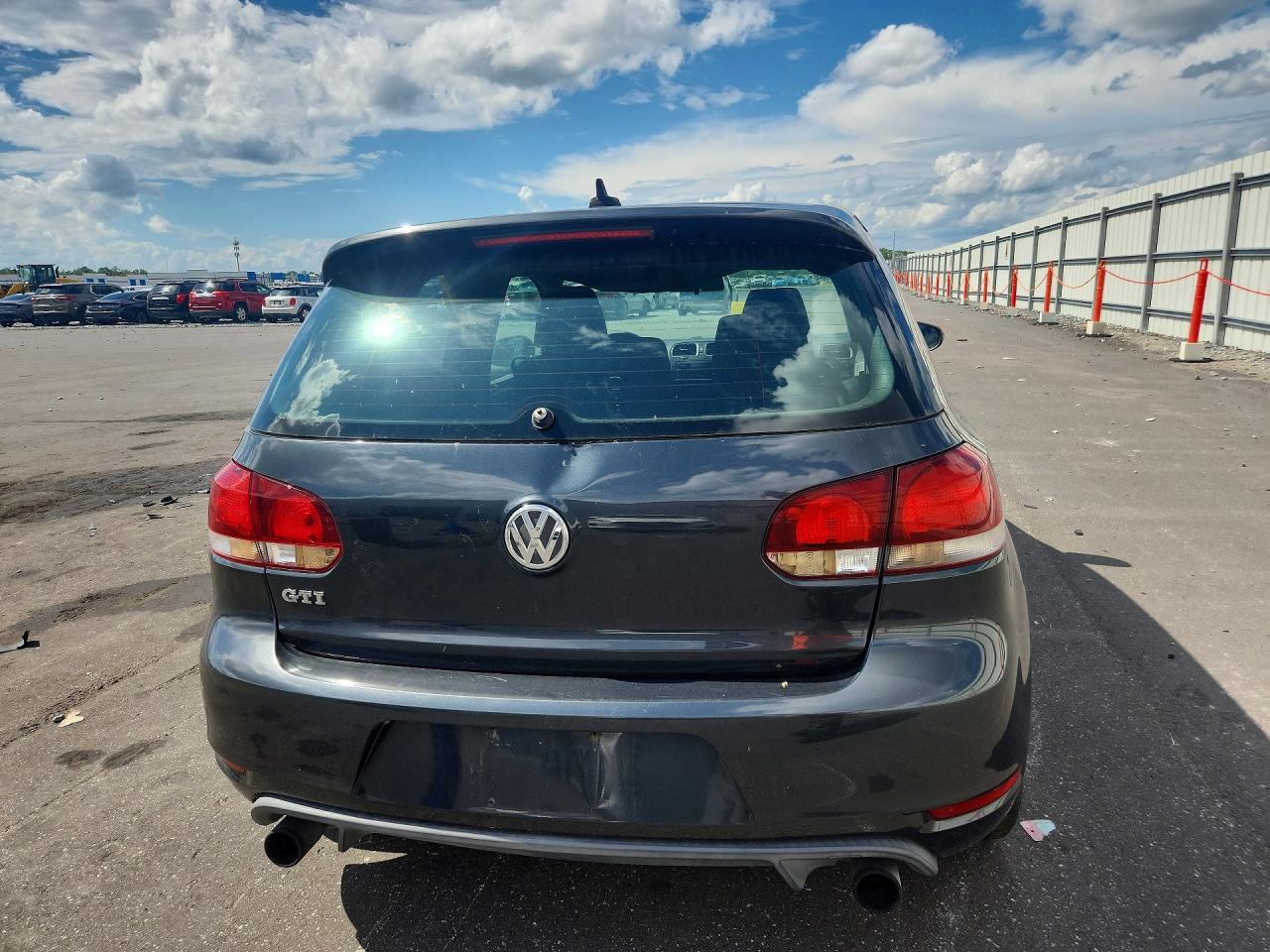 2011 Volkswagen Gti Gray vin: WVWFV7AJ2BW137517
