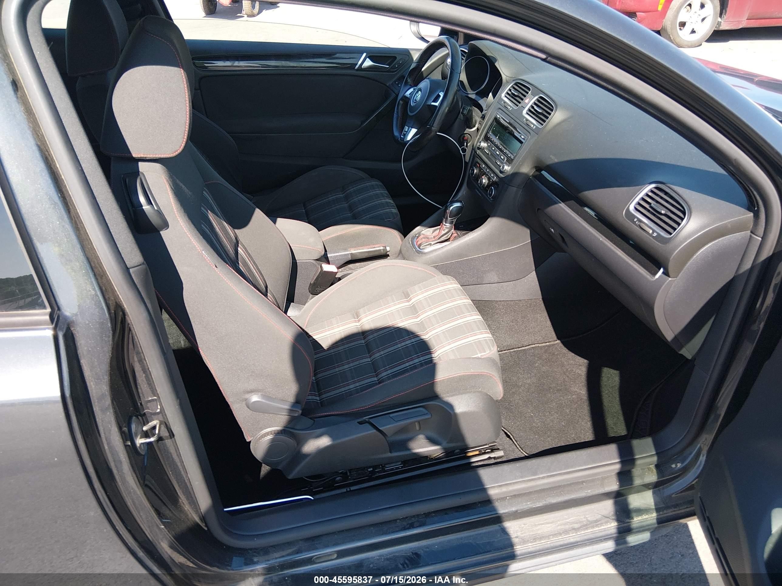 2012 Volkswagen Gti 2-door Blue vin: WVWFV7AJ3CW244593