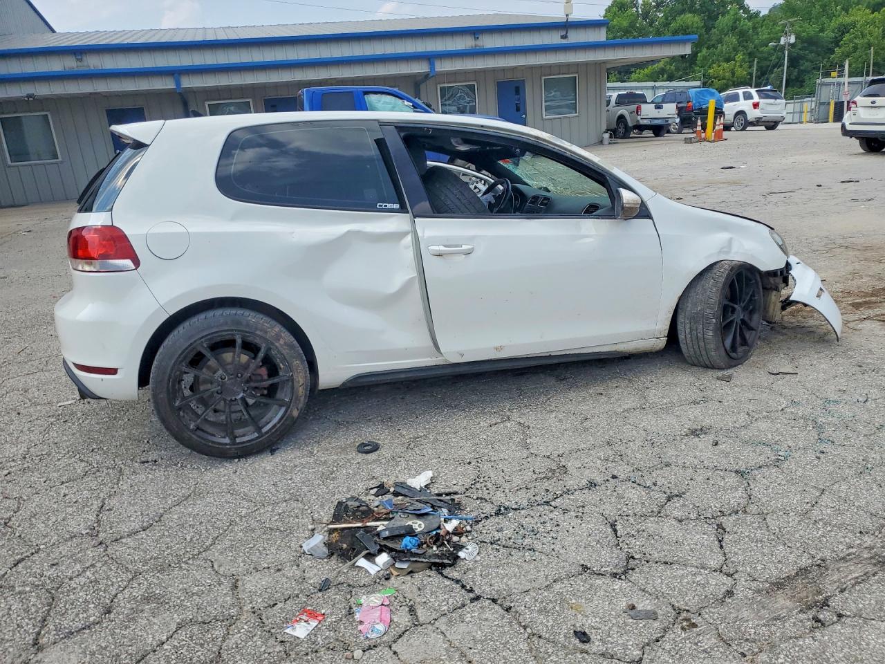 2011 Volkswagen Gti White vin: WVWFV7AJXBW214943