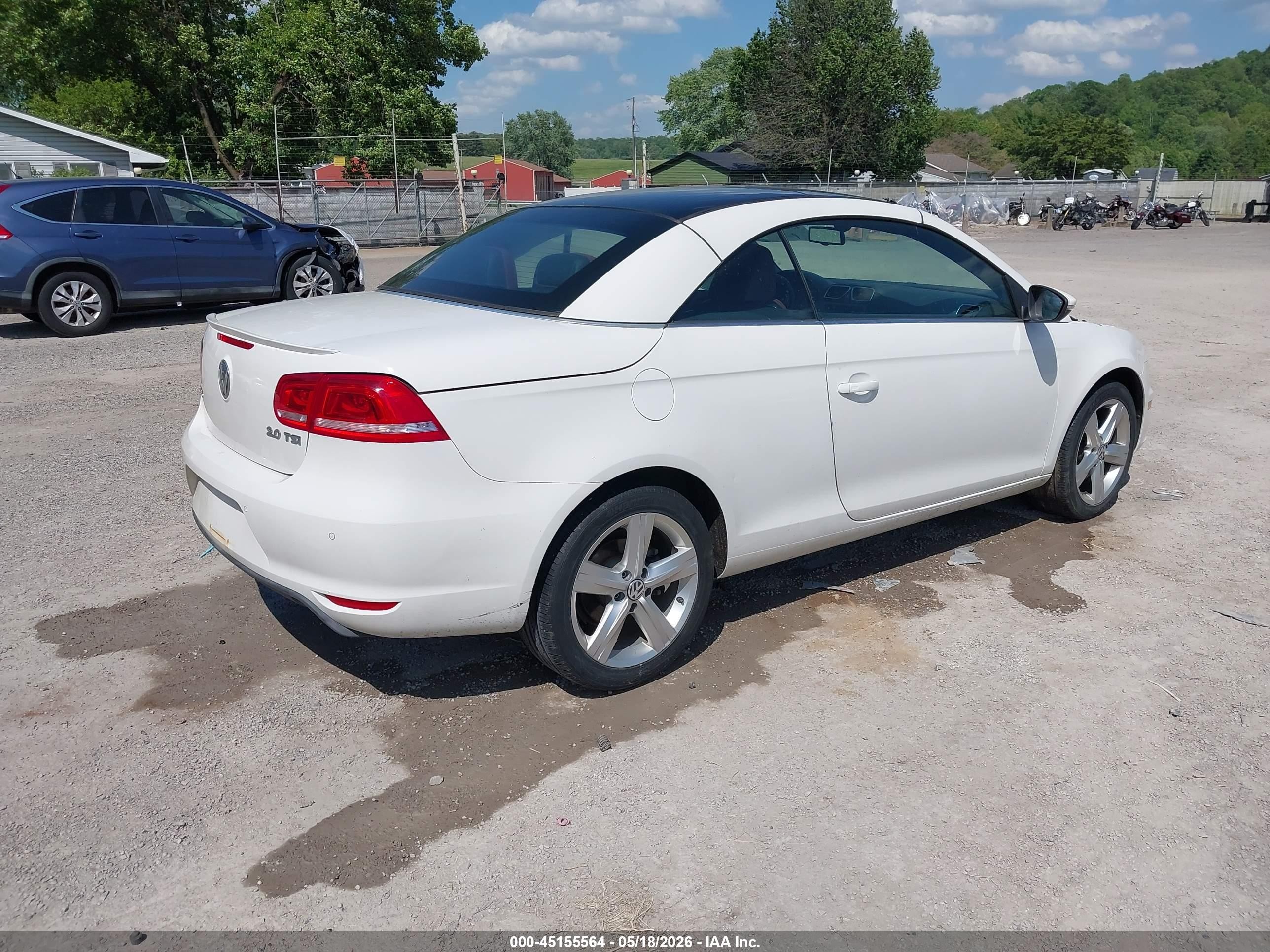 2012 Volkswagen Eos Lux White vin: WVWFW7AH1CV005155