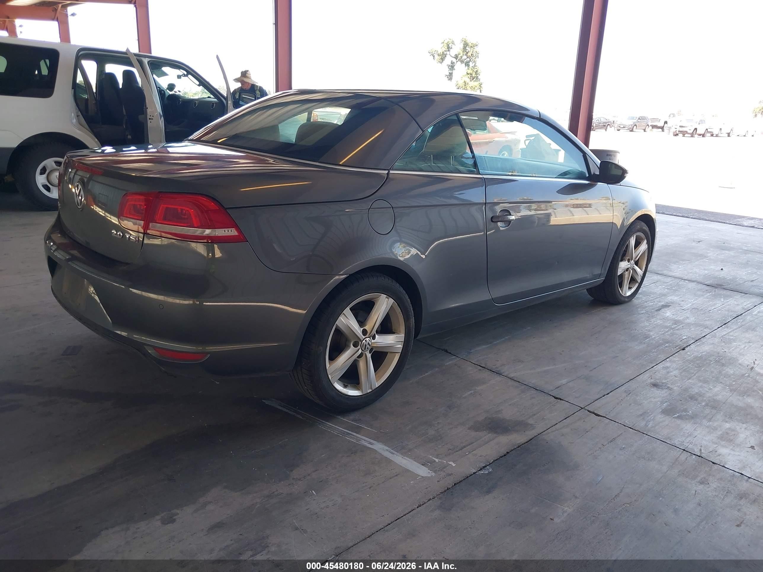 2012 Volkswagen Eos Lux Gray vin: WVWFW7AH1CV018651