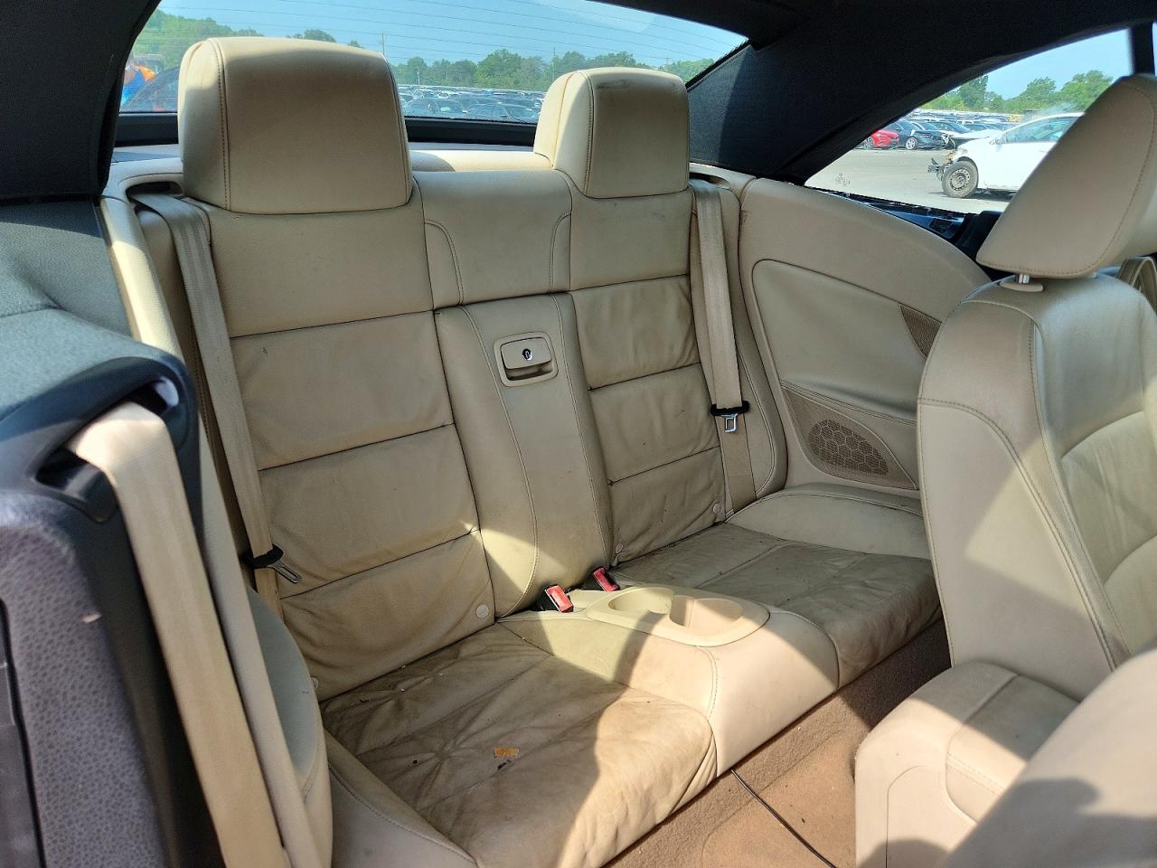 2012 Volkswagen Eos Lux Black vin: WVWFW7AH1CV021761