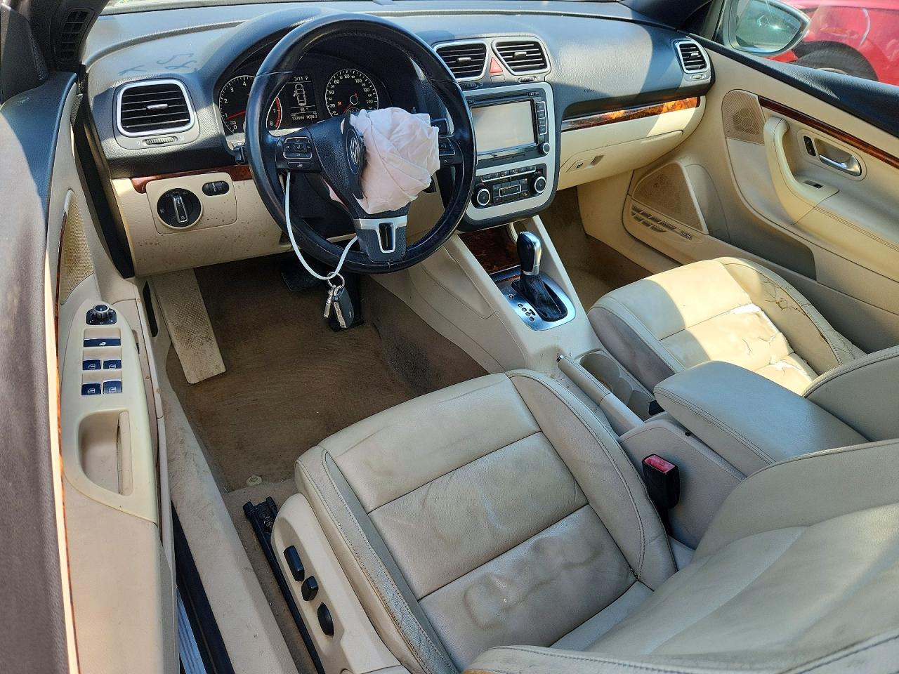 2012 Volkswagen Eos Lux Brown vin: WVWFW7AH2CV002457