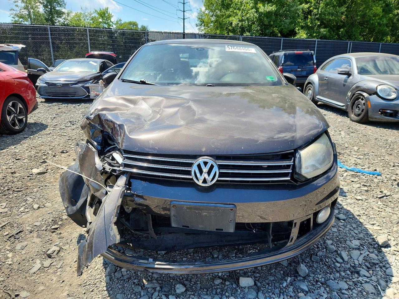 2012 Volkswagen Eos Lux Brown vin: WVWFW7AH2CV002457