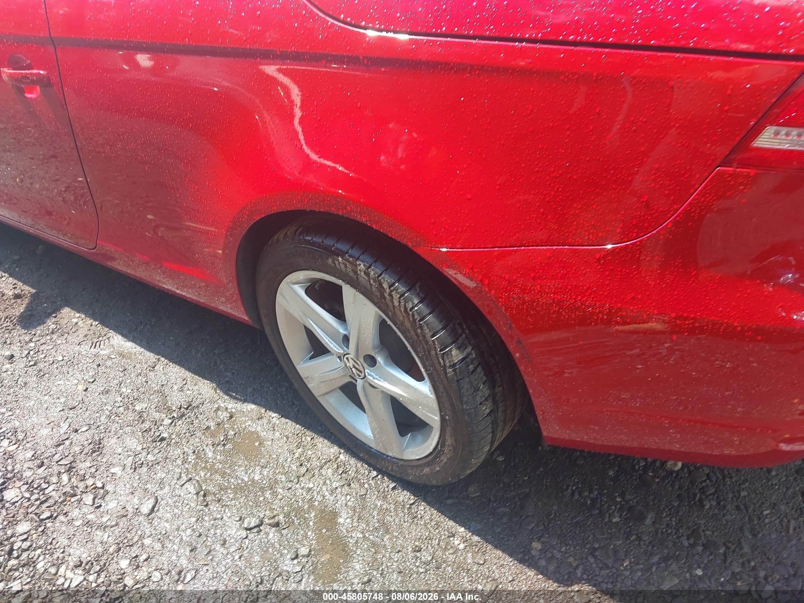 2012 Volkswagen Eos Lux Red vin: WVWFW7AH4CV003464