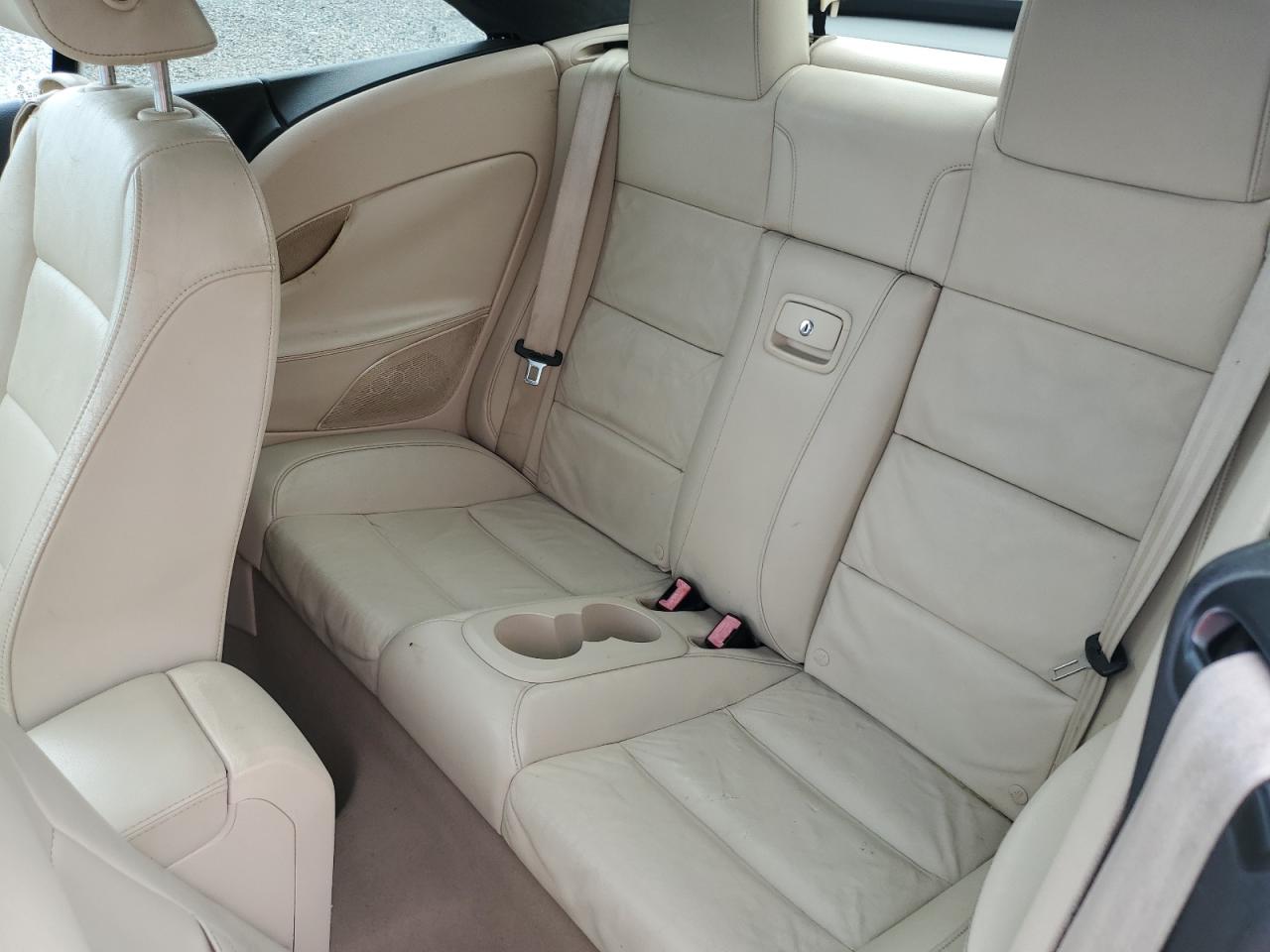 2012 Volkswagen Eos Lux Красный vin: WVWFW7AH8CV009736