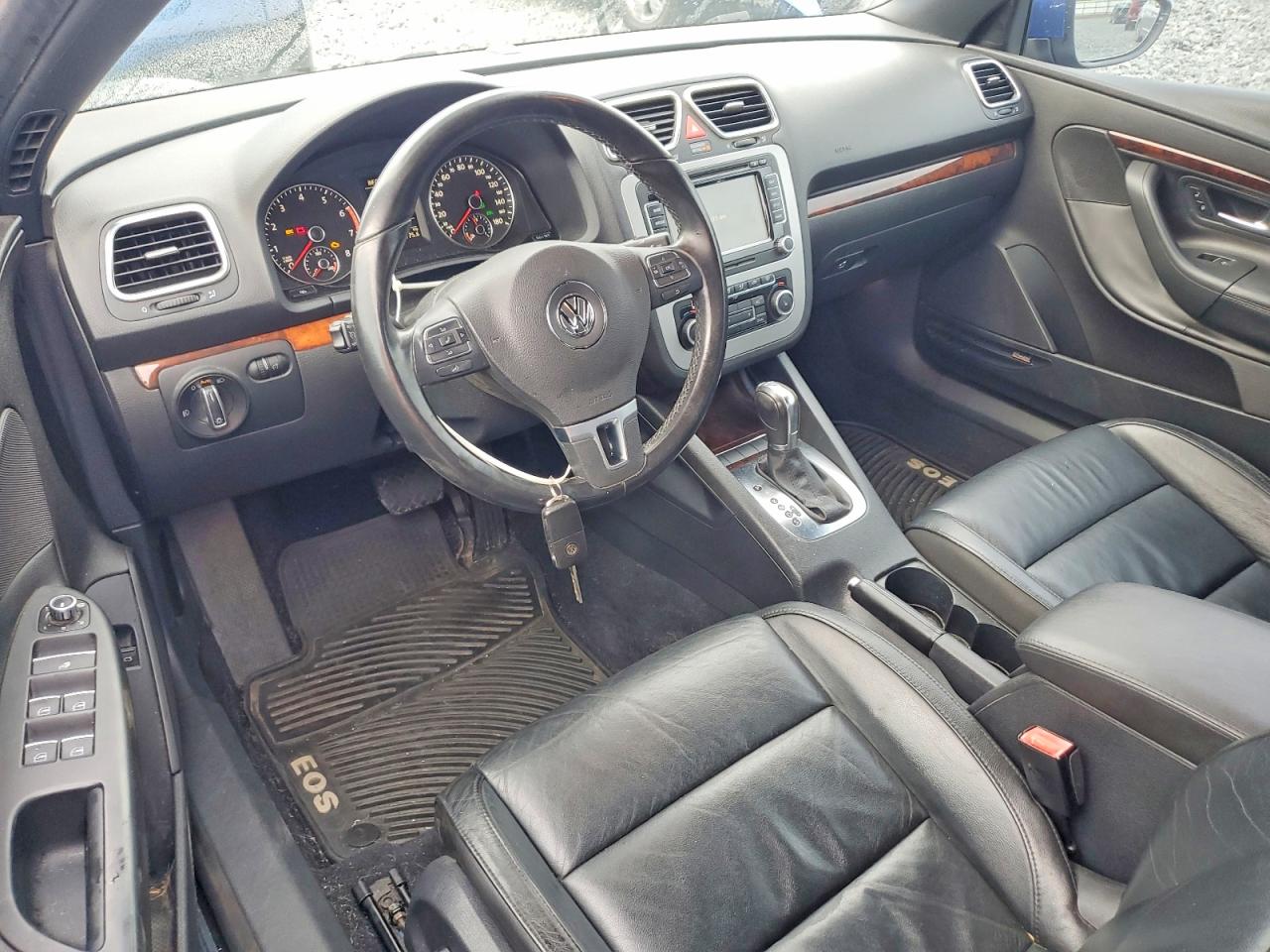 2012 Volkswagen Eos Lux Blue vin: WVWFW7AH9CV002696