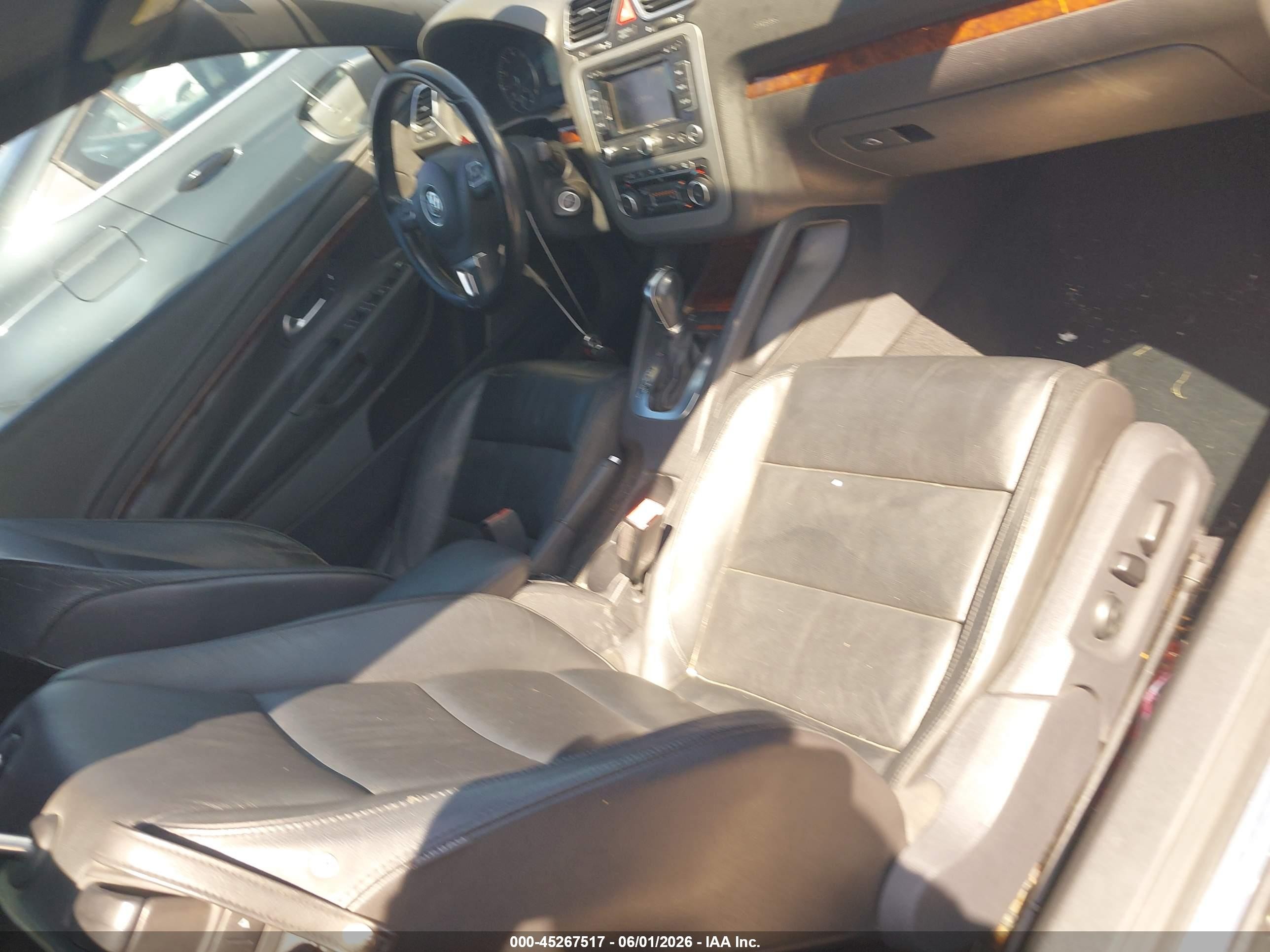 2012 Volkswagen Eos Lux Gray vin: WVWFW7AH9CV003198