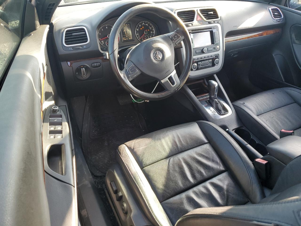 2012 Volkswagen Eos Lux Silver vin: WVWFW7AH9CV018185