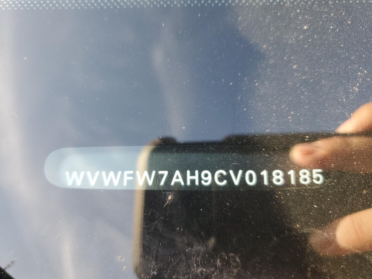 2012 Volkswagen Eos Lux Silver vin: WVWFW7AH9CV018185