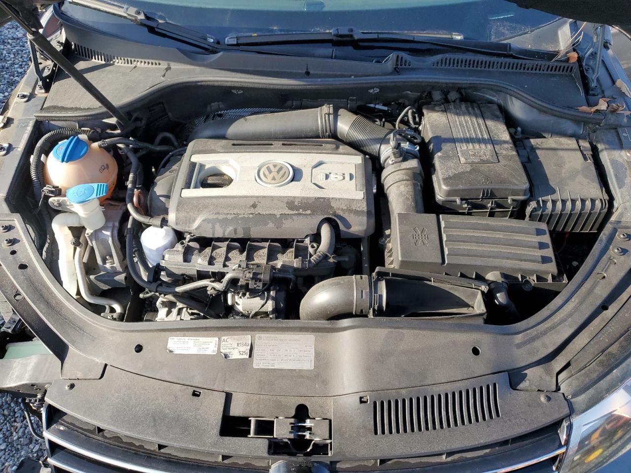 2012 Volkswagen Eos Lux Silver vin: WVWFW7AH9CV018185