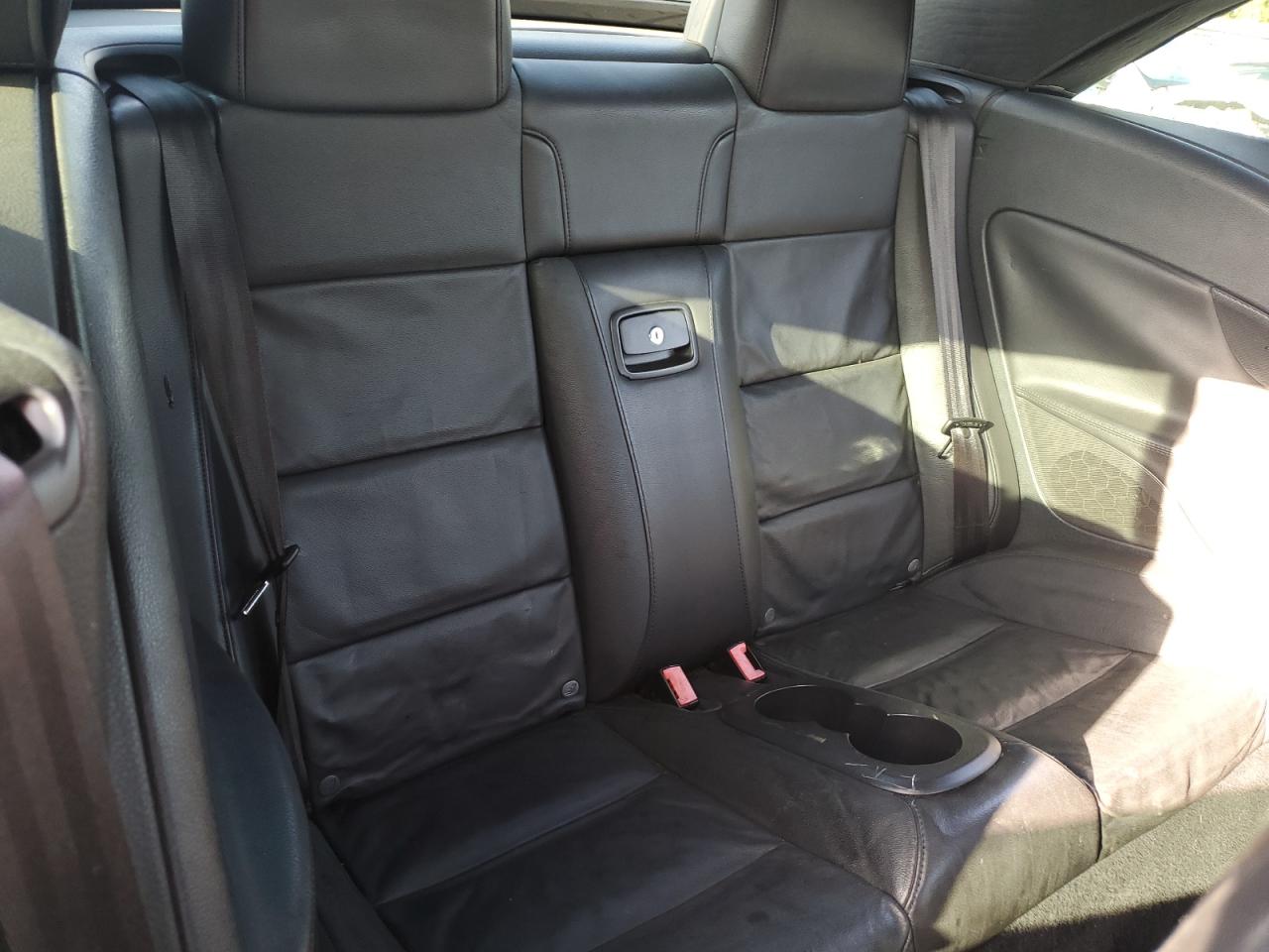 2012 Volkswagen Eos Lux Silver vin: WVWFW7AH9CV018185