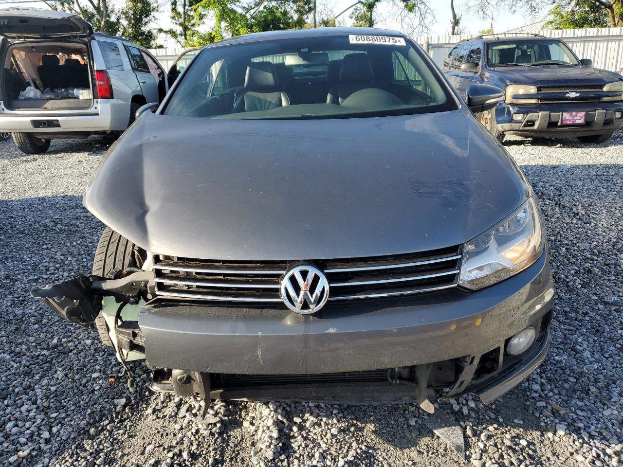 2012 Volkswagen Eos Lux Silver vin: WVWFW7AH9CV018185