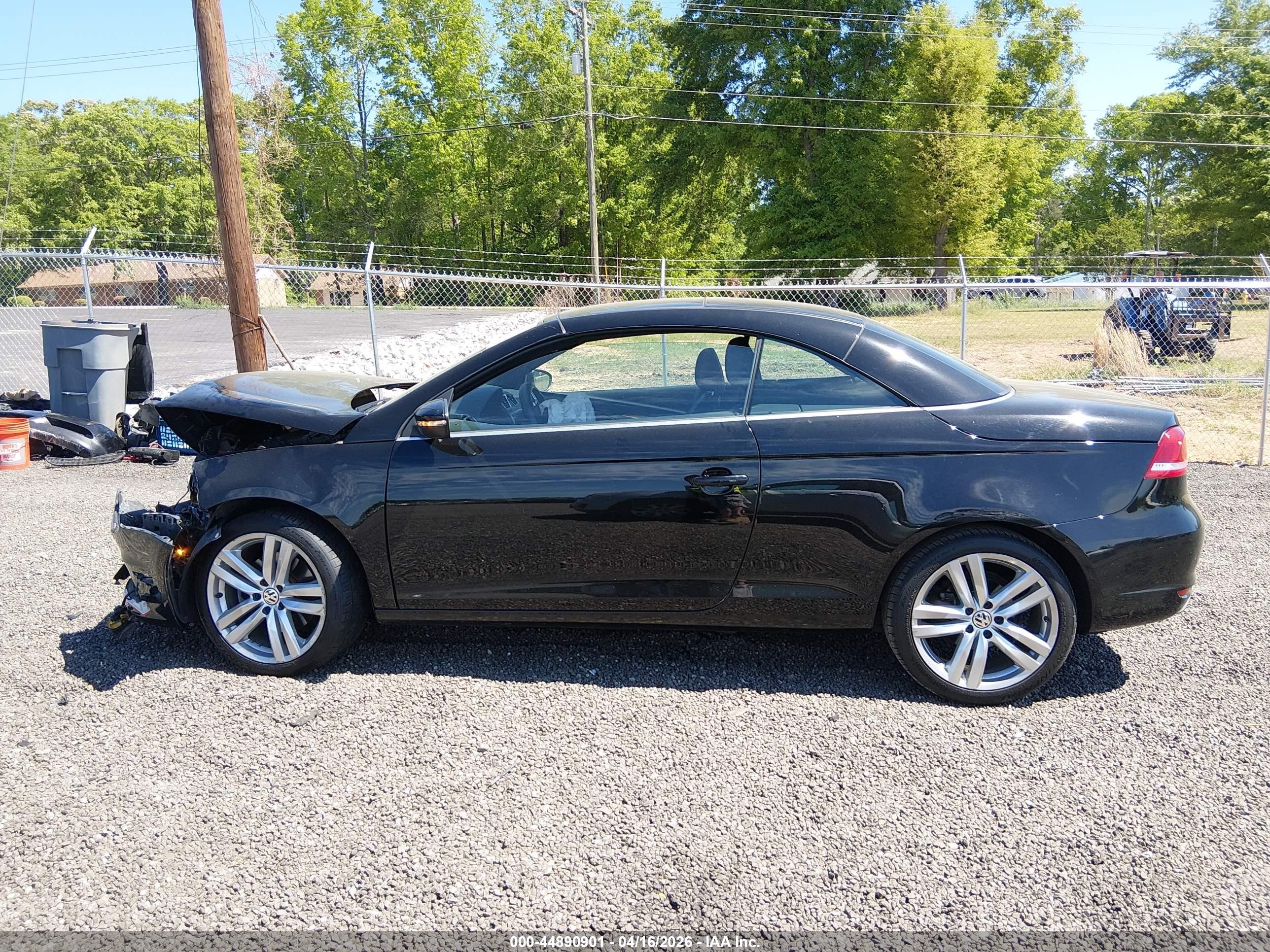 2012 Volkswagen Eos Executive/lux Black vin: WVWFW7AHXCV013318