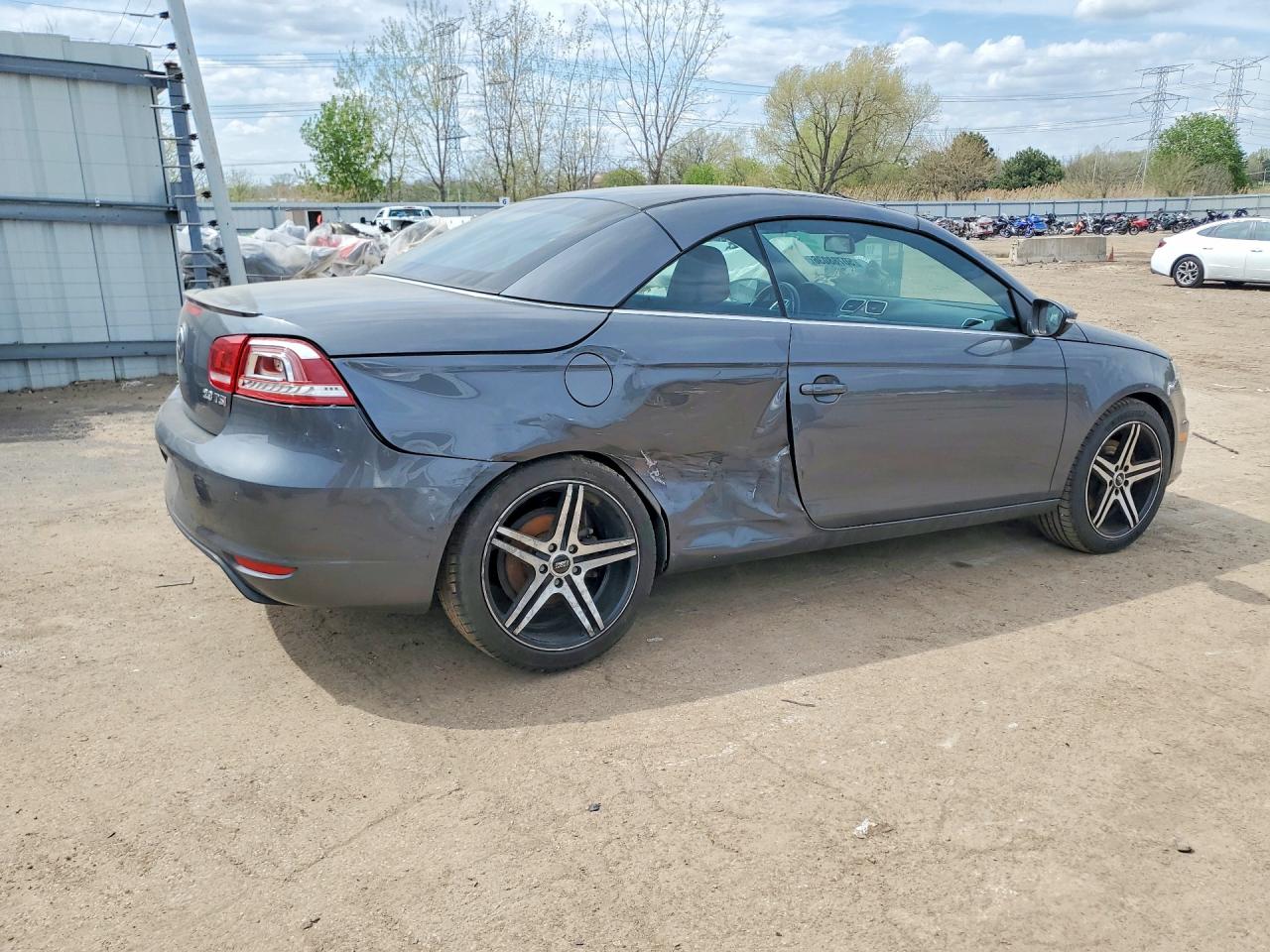 2013 Volkswagen Eos Lux Gray vin: WVWFW8AH1DV004532