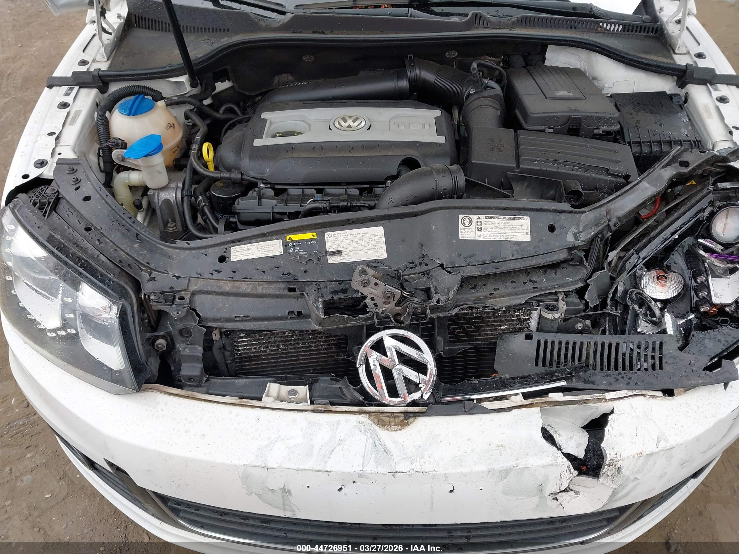 2014 Volkswagen Eos Executive White vin: WVWFW8AH2EV006260
