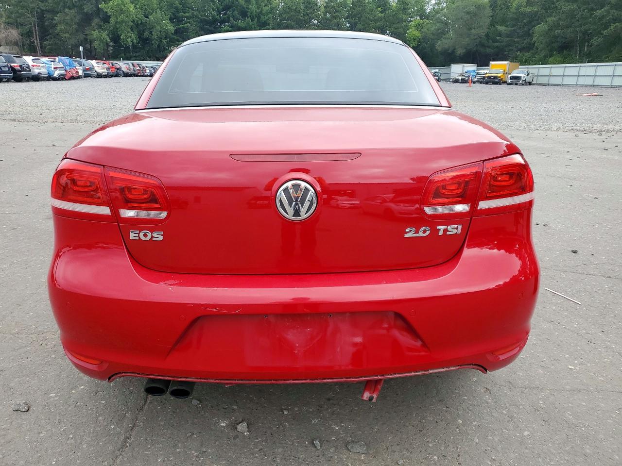 2013 Volkswagen Eos Lux Red vin: WVWFW8AH4DV003701