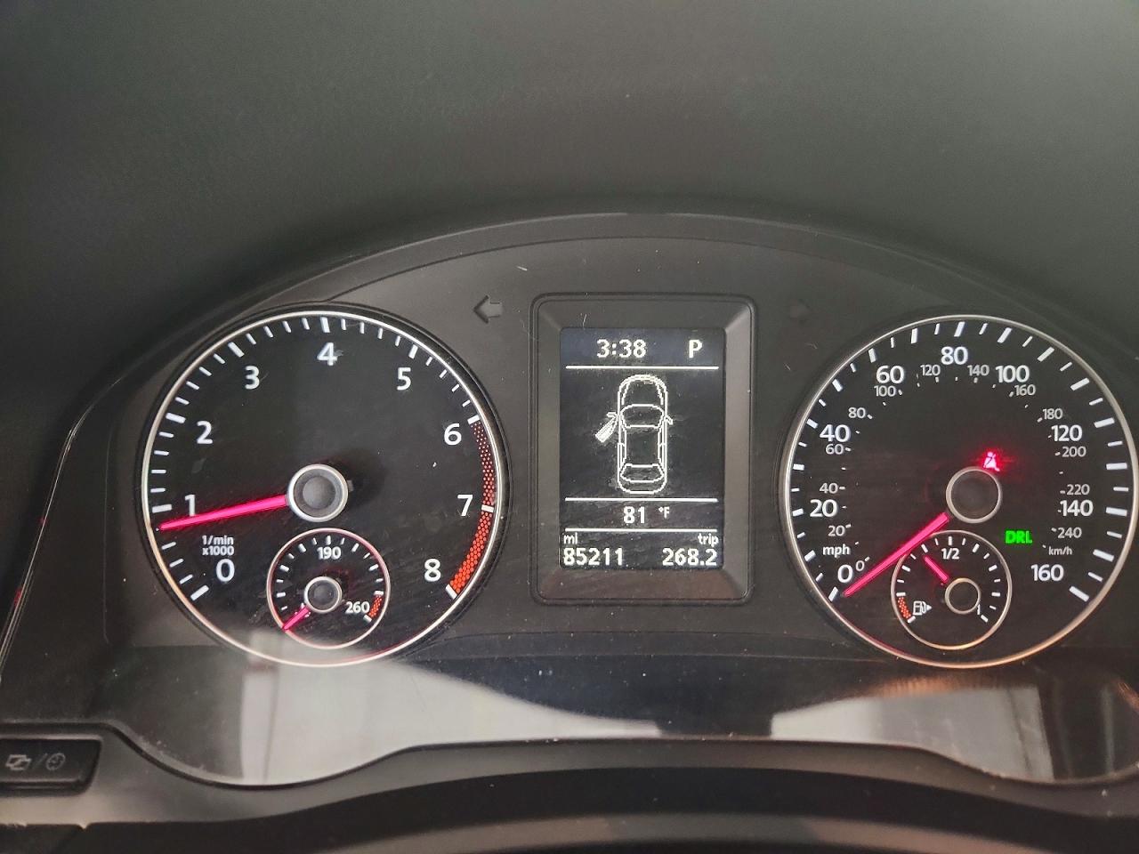 2015 Volkswagen Eos Lux Black vin: WVWFW8AH4FV001014