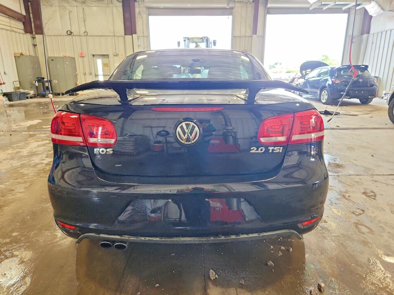 2015 Volkswagen Eos Lux Black vin: WVWFW8AH4FV001014