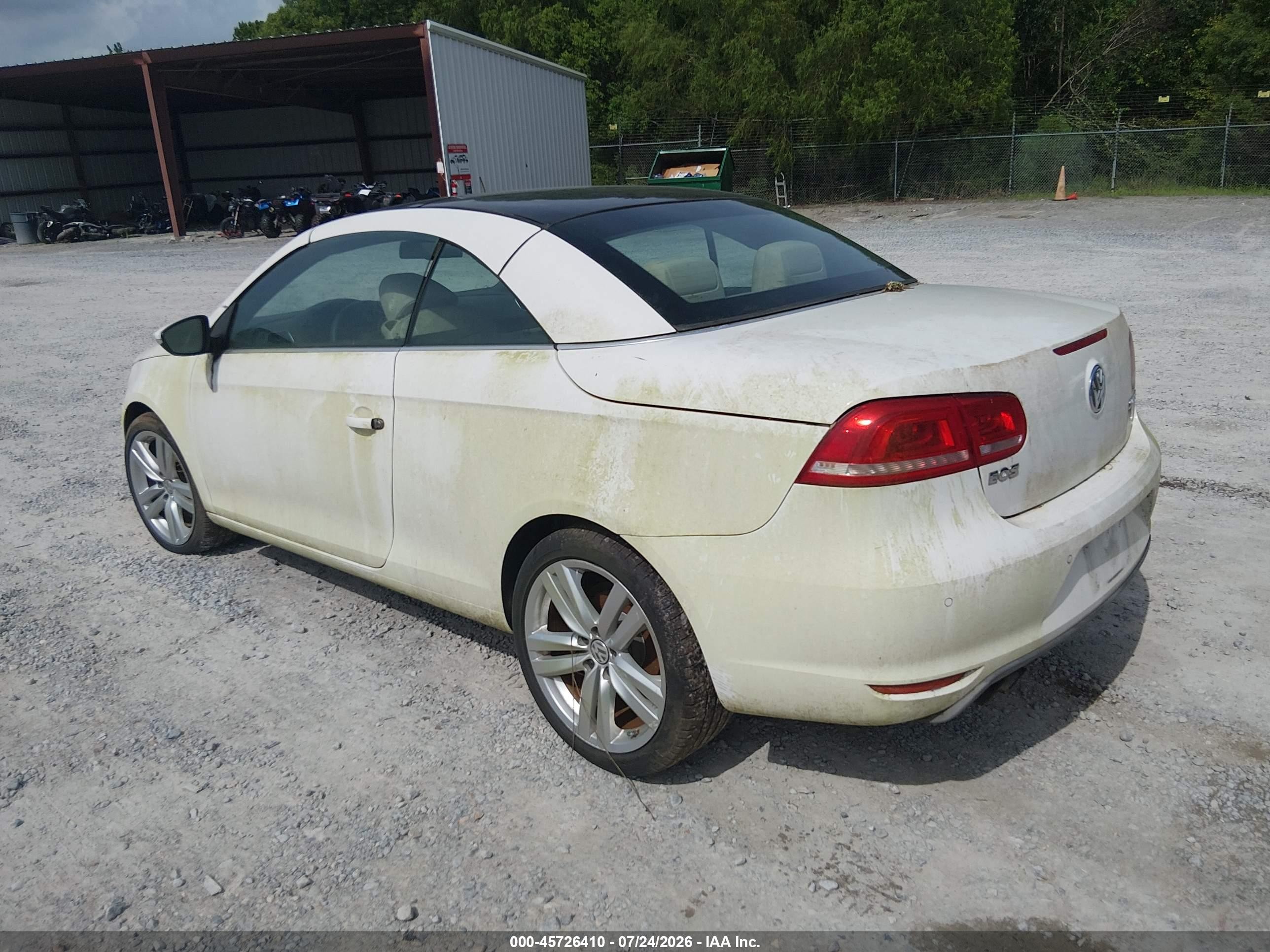 2014 Volkswagen Eos Executive White vin: WVWFW8AH8EV006134