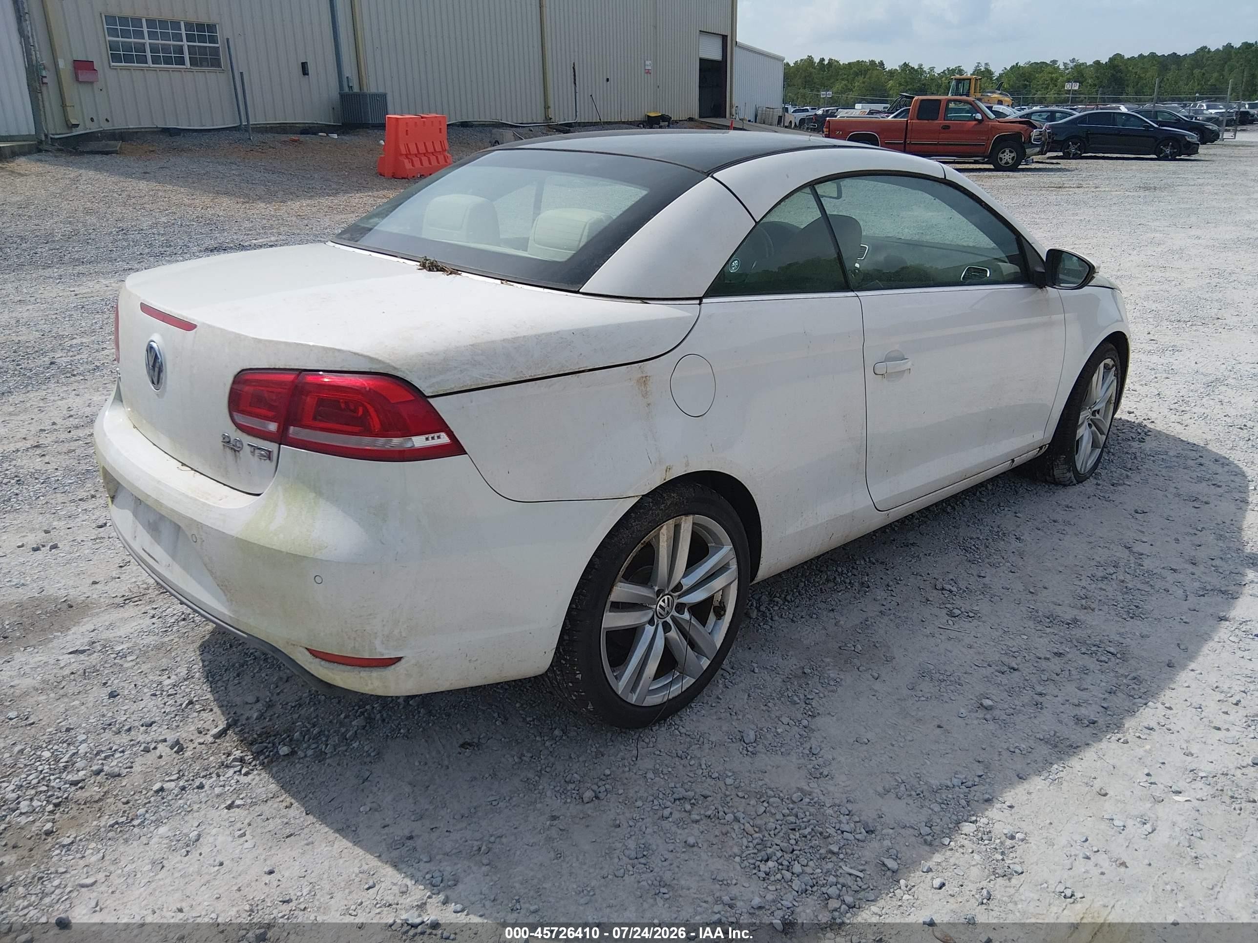 2014 Volkswagen Eos Executive White vin: WVWFW8AH8EV006134