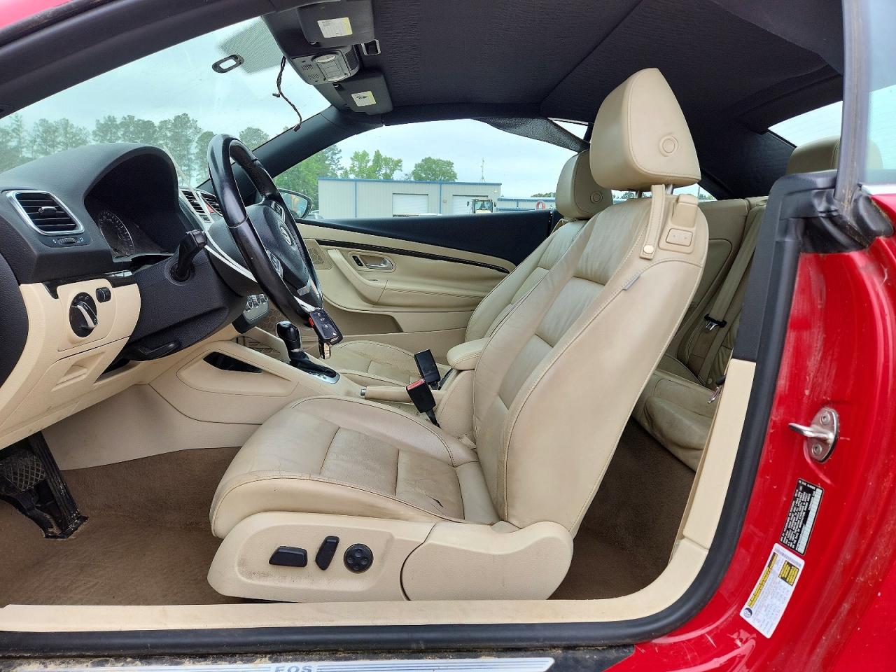 2013 Volkswagen Eos Red vin: WVWFW8AH9DV002821