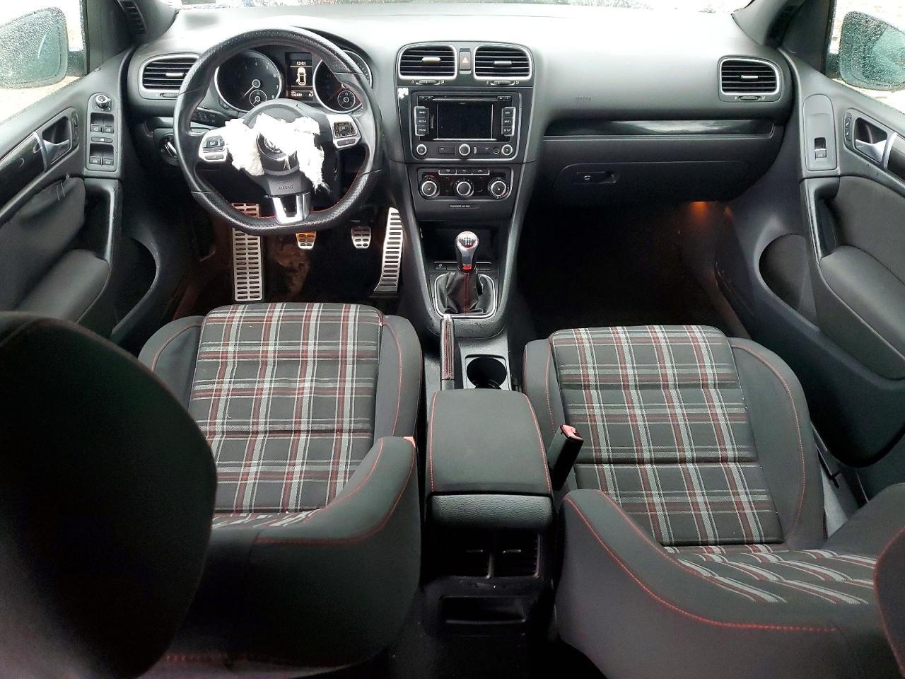 2011 Volkswagen Gti Белый vin: WVWGD7AJ2BW288994
