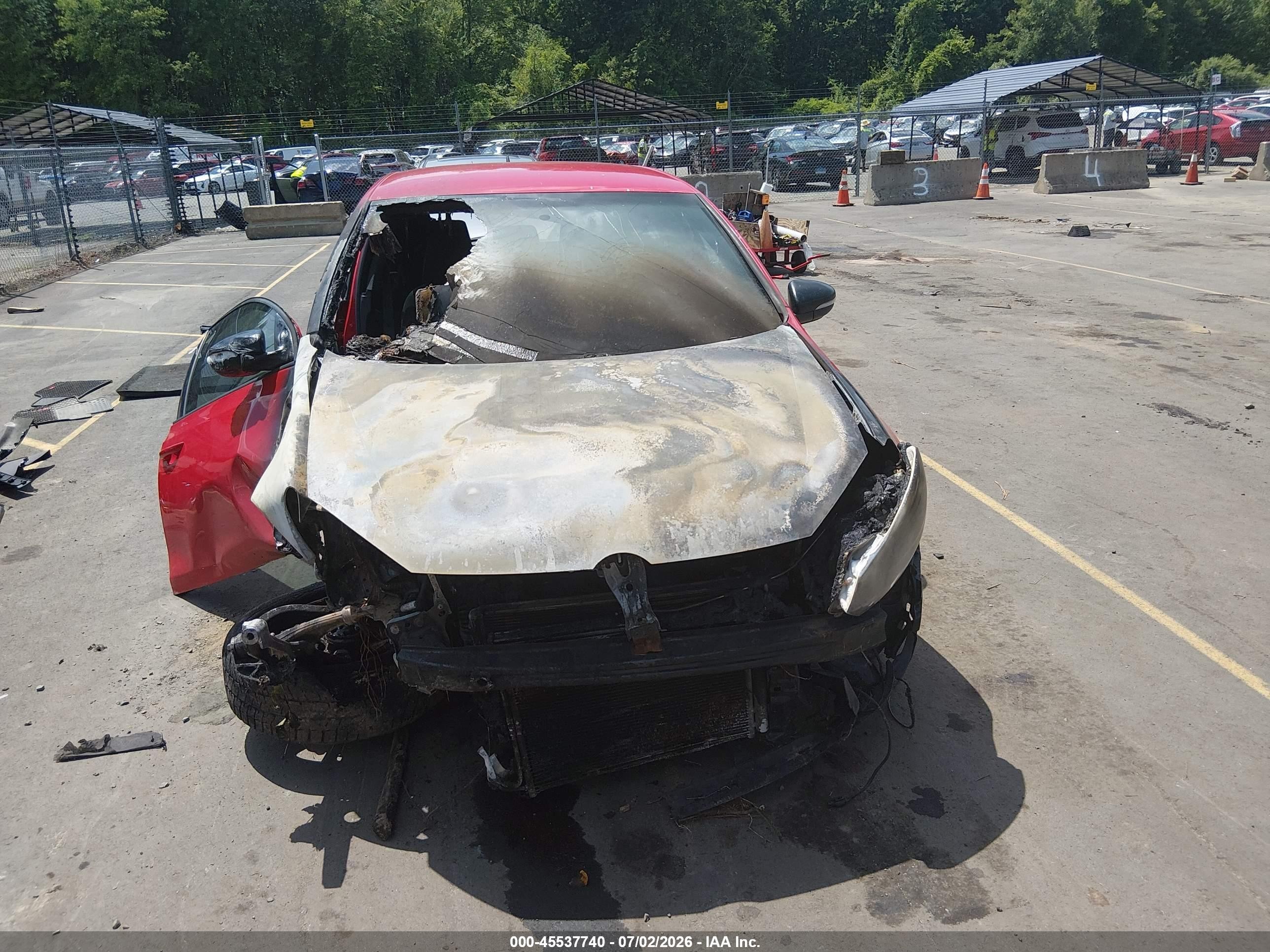 2011 Volkswagen Gti 4-door Красный vin: WVWGD7AJ3BW198317
