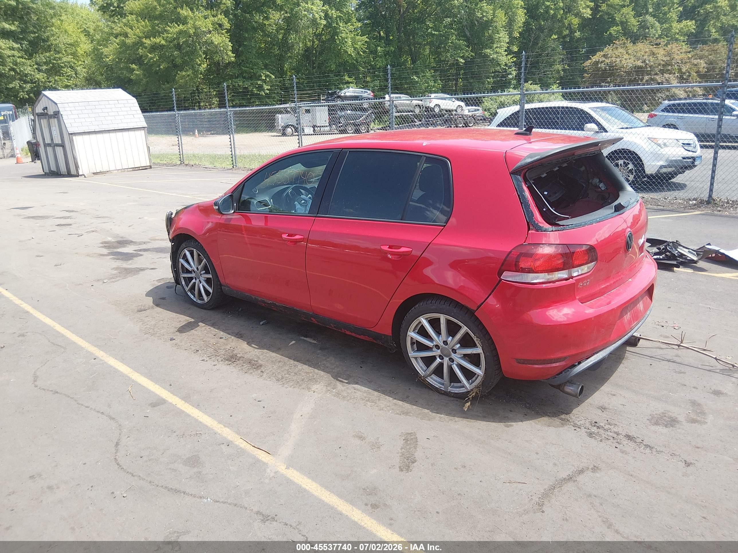 2011 Volkswagen Gti 4-door Красный vin: WVWGD7AJ3BW198317