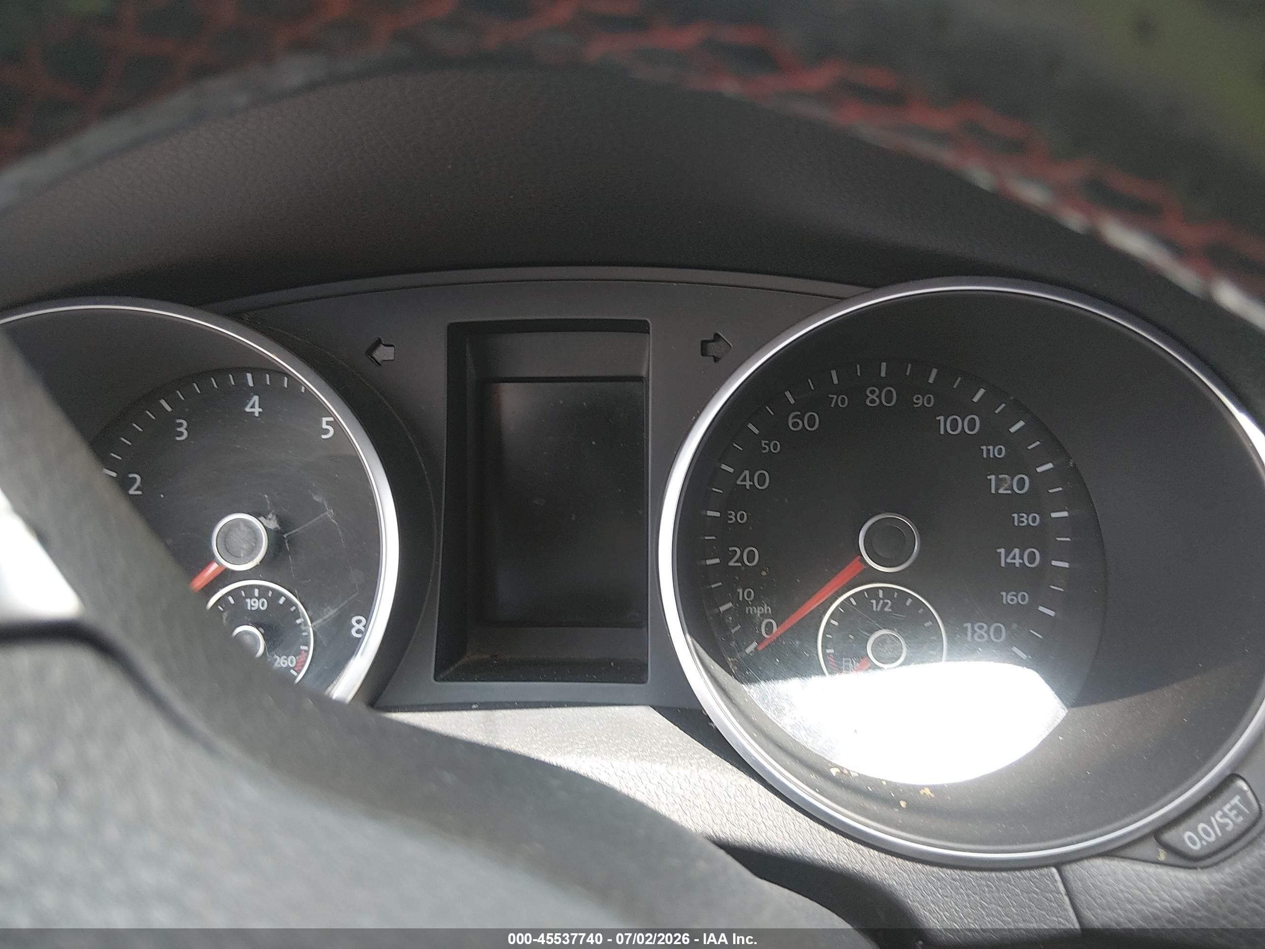 2011 Volkswagen Gti 4-door Красный vin: WVWGD7AJ3BW198317