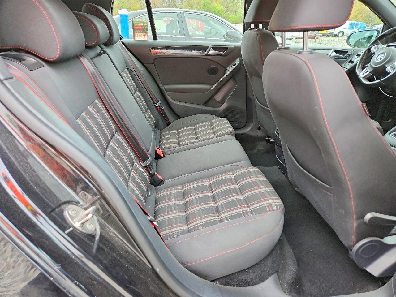 2014 Volkswagen Gti Black vin: WVWGD7AJ3EW007404