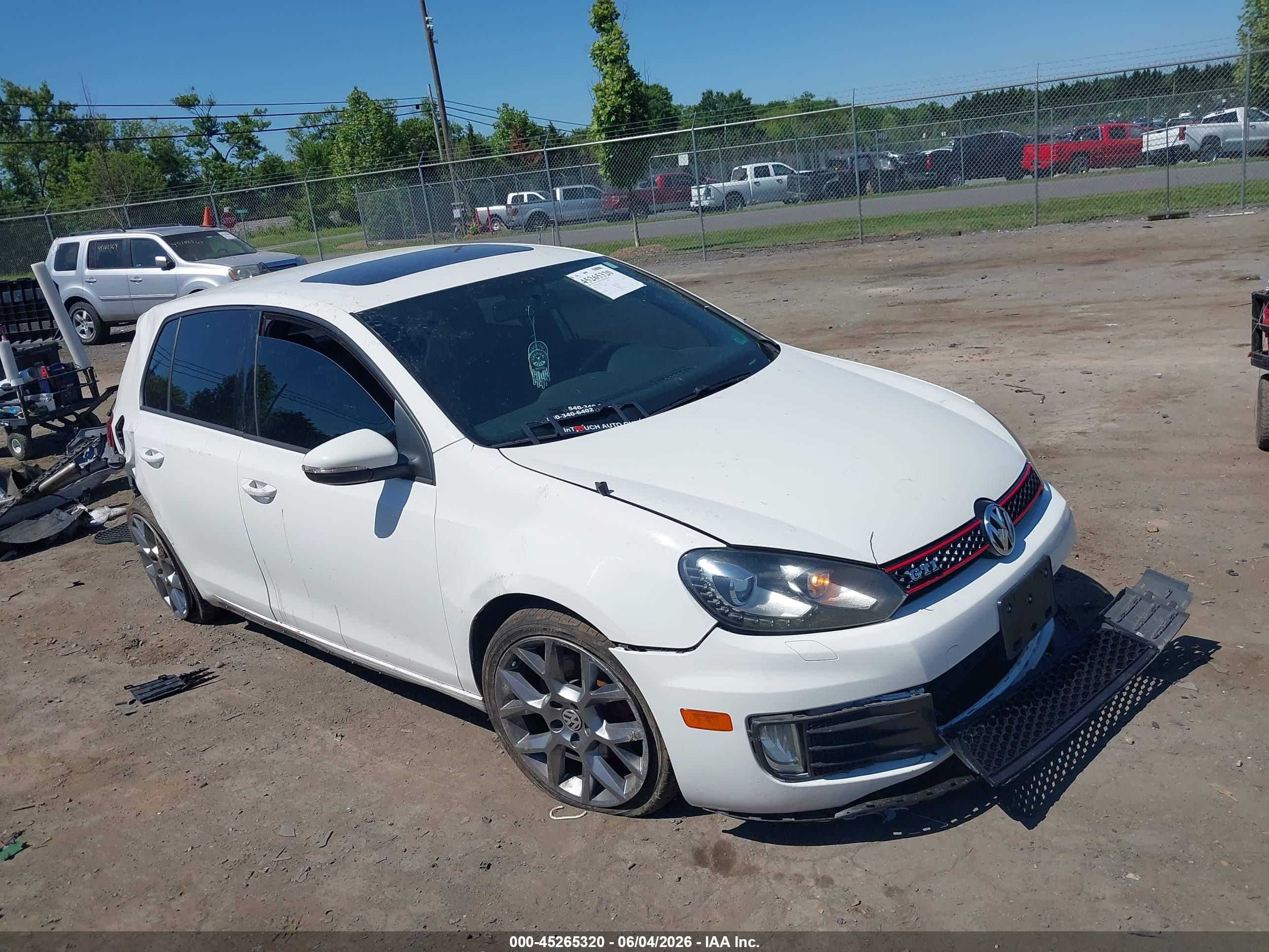 2013 Volkswagen Gti Drivers Edition White vin: WVWGD7AJ5DW137215