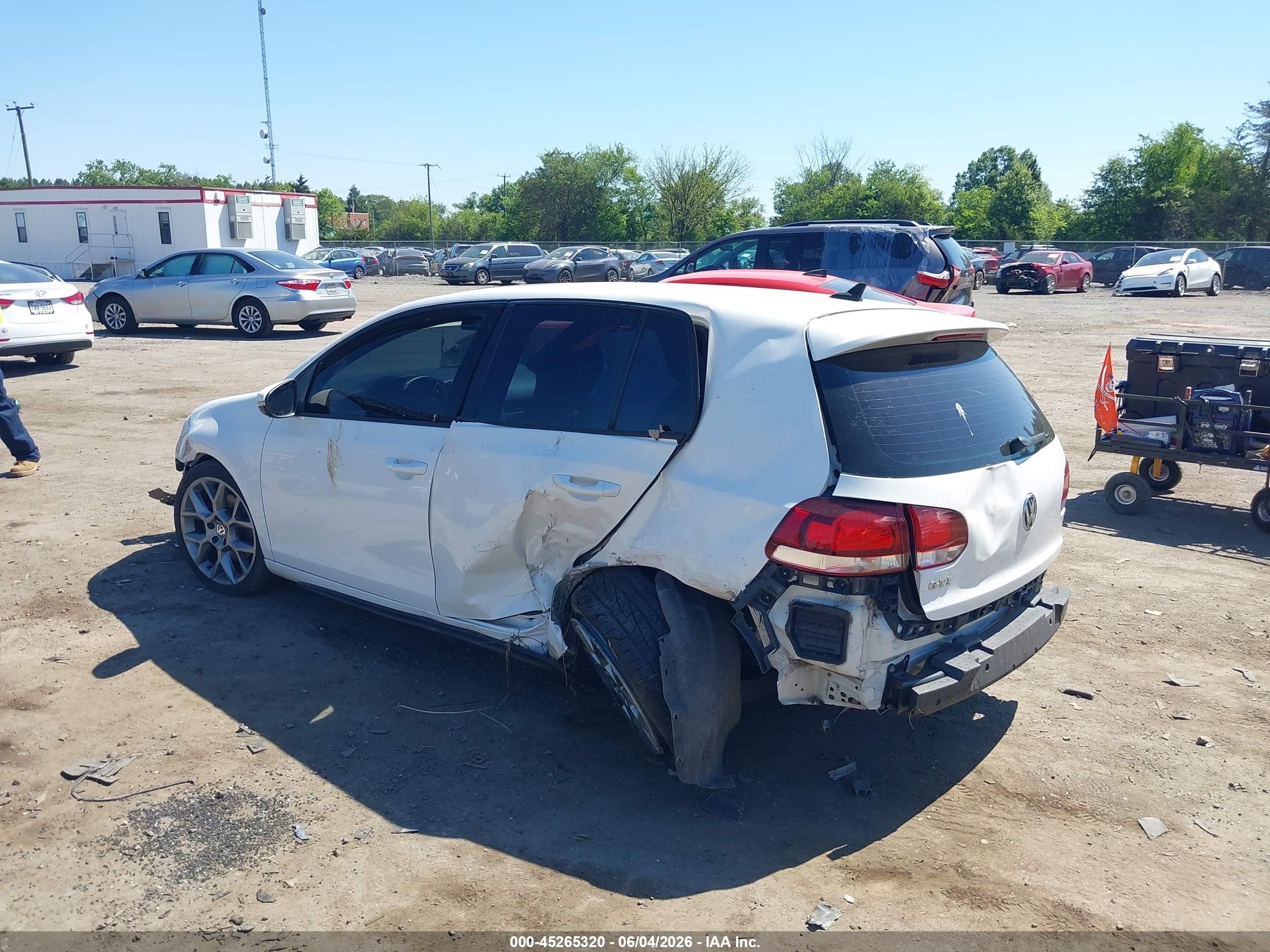 2013 Volkswagen Gti Drivers Edition Белый vin: WVWGD7AJ5DW137215