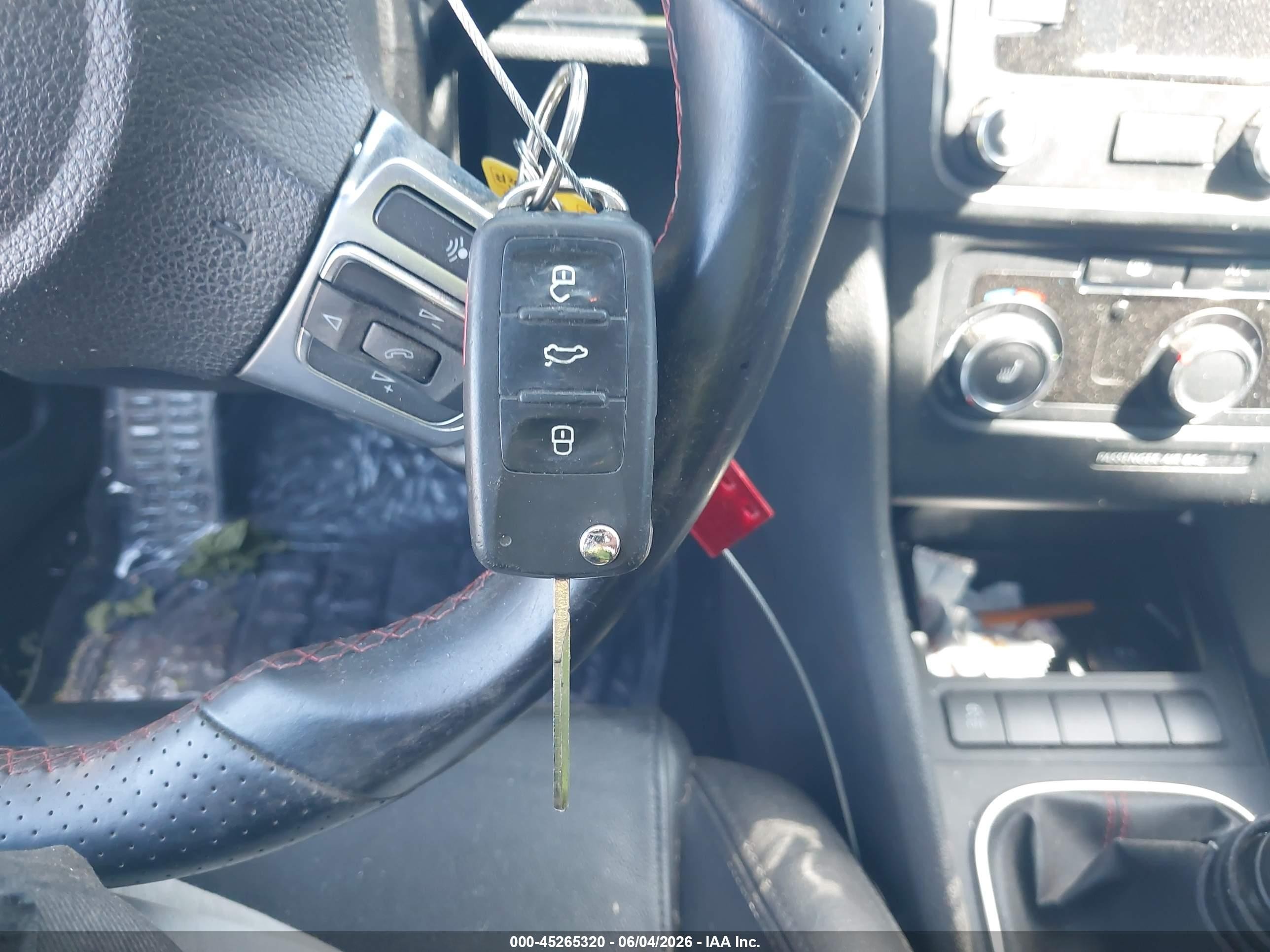 2013 Volkswagen Gti Drivers Edition Белый vin: WVWGD7AJ5DW137215