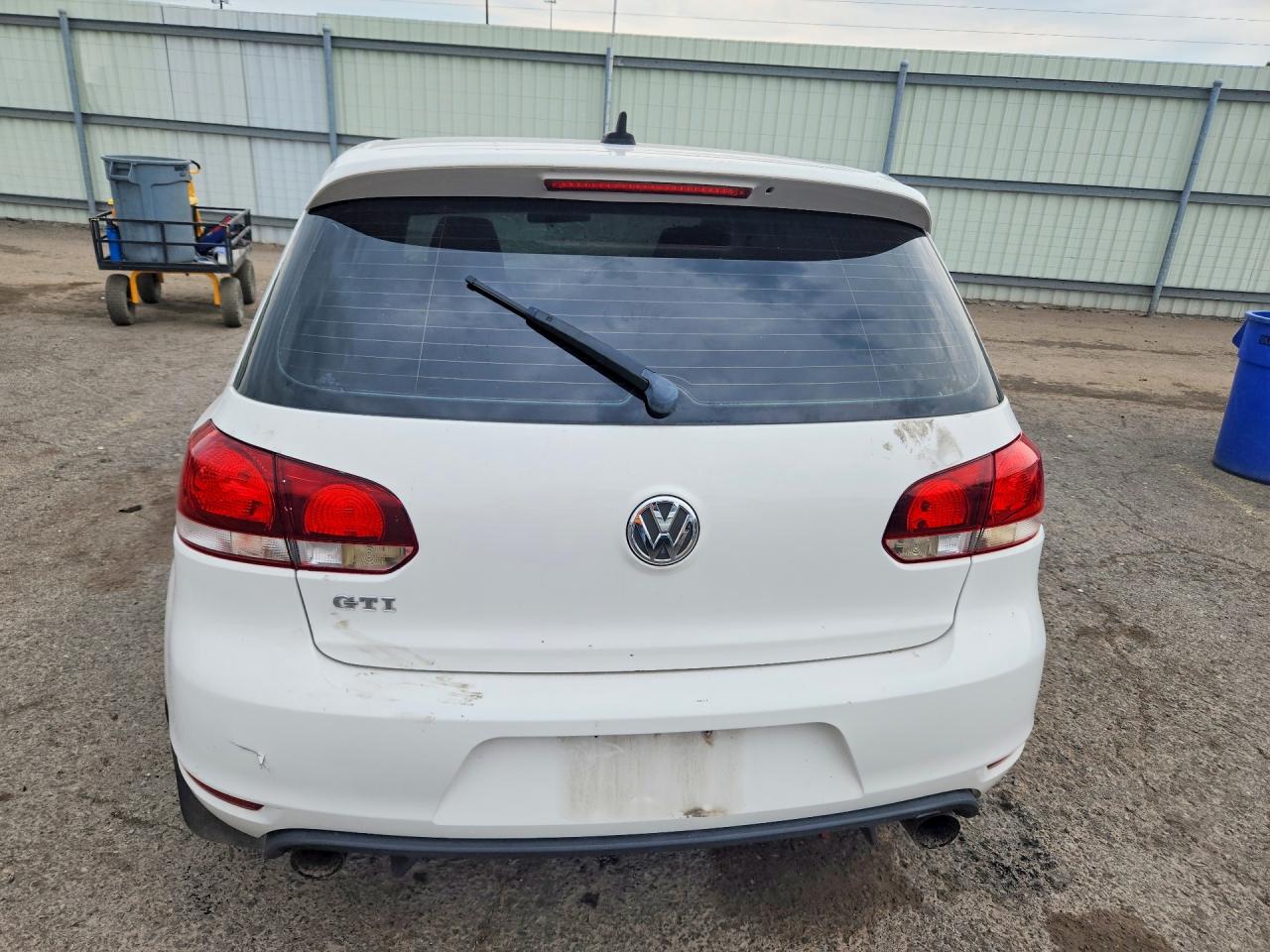 2014 Volkswagen Gti White vin: WVWGD7AJ7EW005123