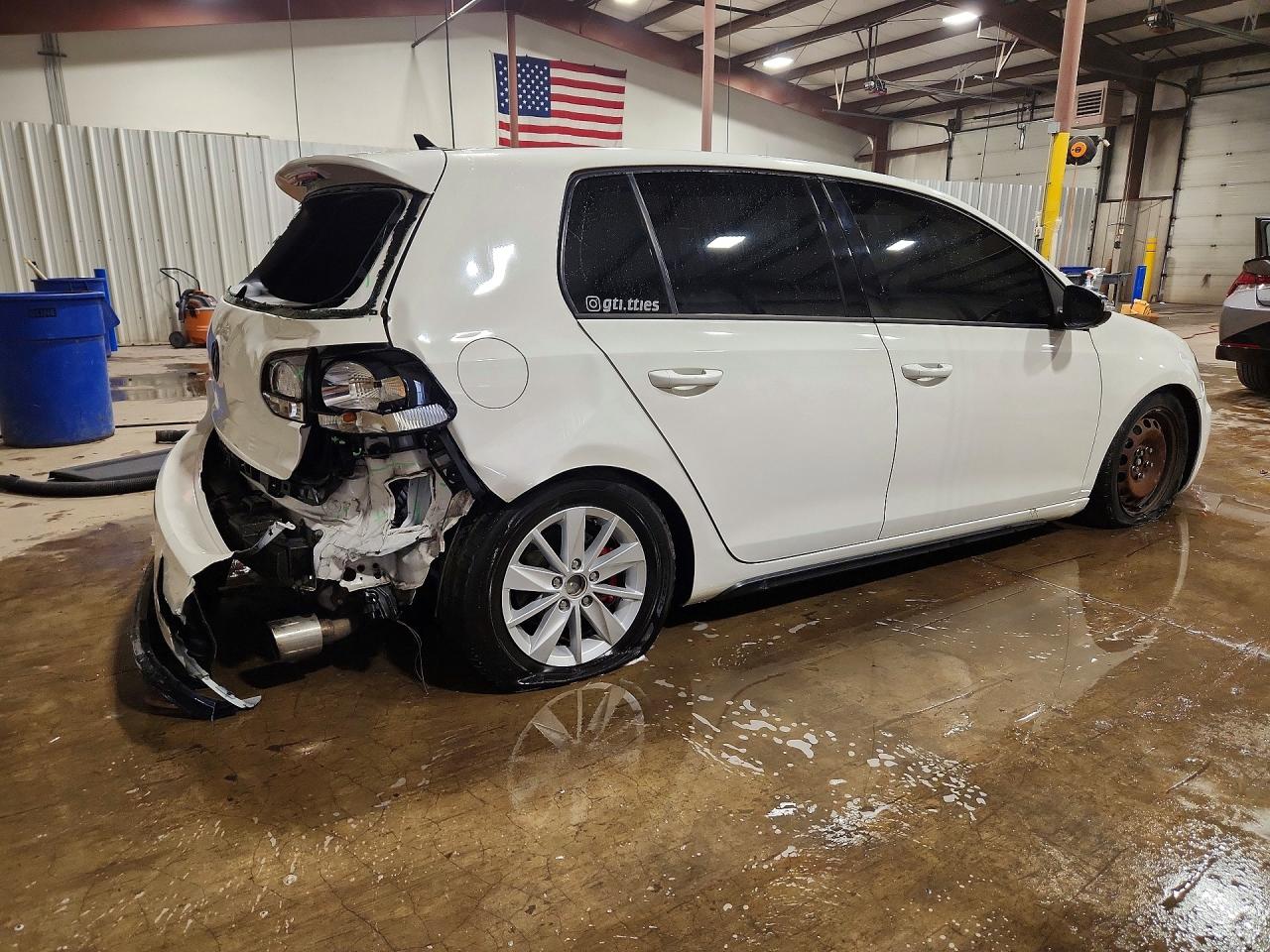 2014 Volkswagen Gti White vin: WVWGD7AJ7EW010631
