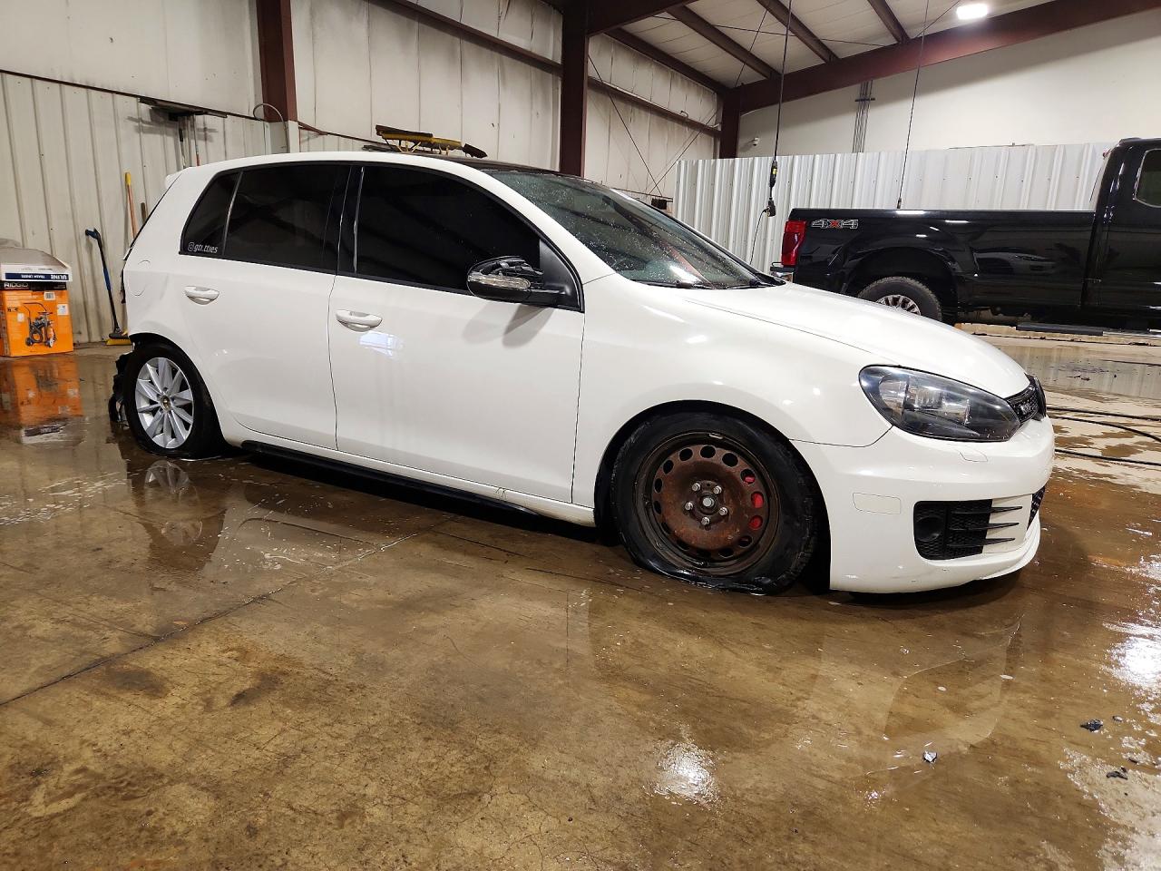 2014 Volkswagen Gti White vin: WVWGD7AJ7EW010631