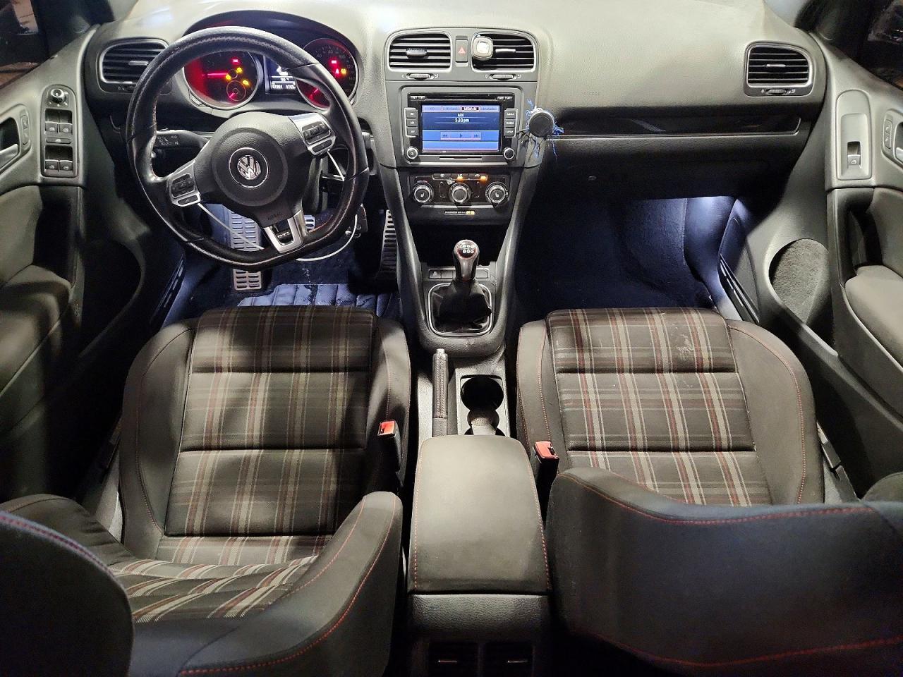 2014 Volkswagen Gti White vin: WVWGD7AJ7EW010631