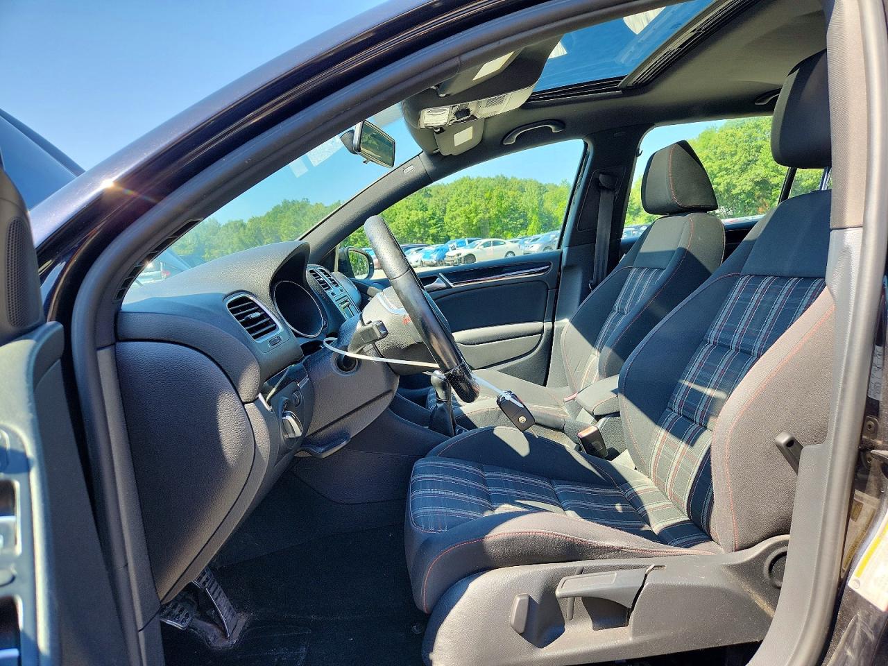 2012 Volkswagen Gti Black vin: WVWGD7AJ8CW223004