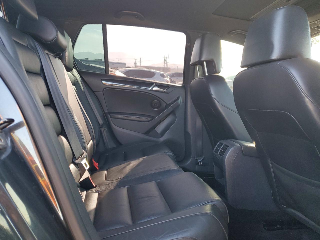 2011 Volkswagen Gti Charcoal vin: WVWGD7AJ9BW253756